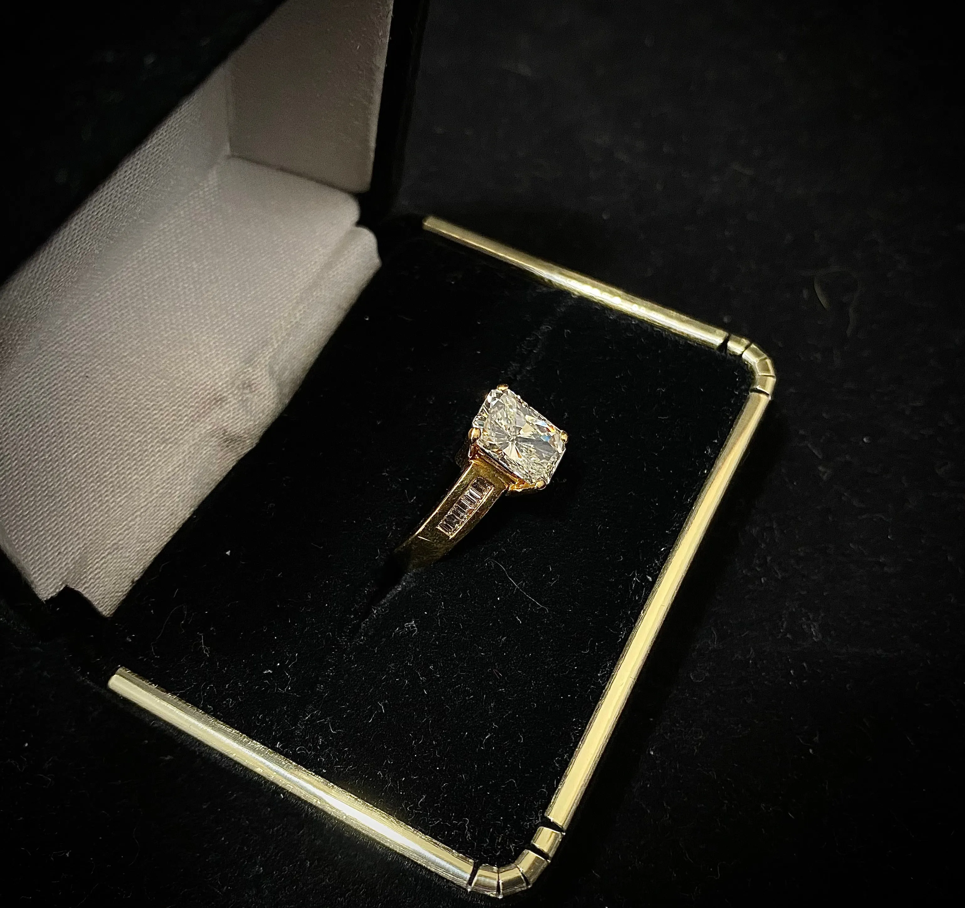 18K Yellow Gold Engagement Ring with Radiant-cut Diamonds & Accent Stones - $60K Appraisal Value w/CoA}