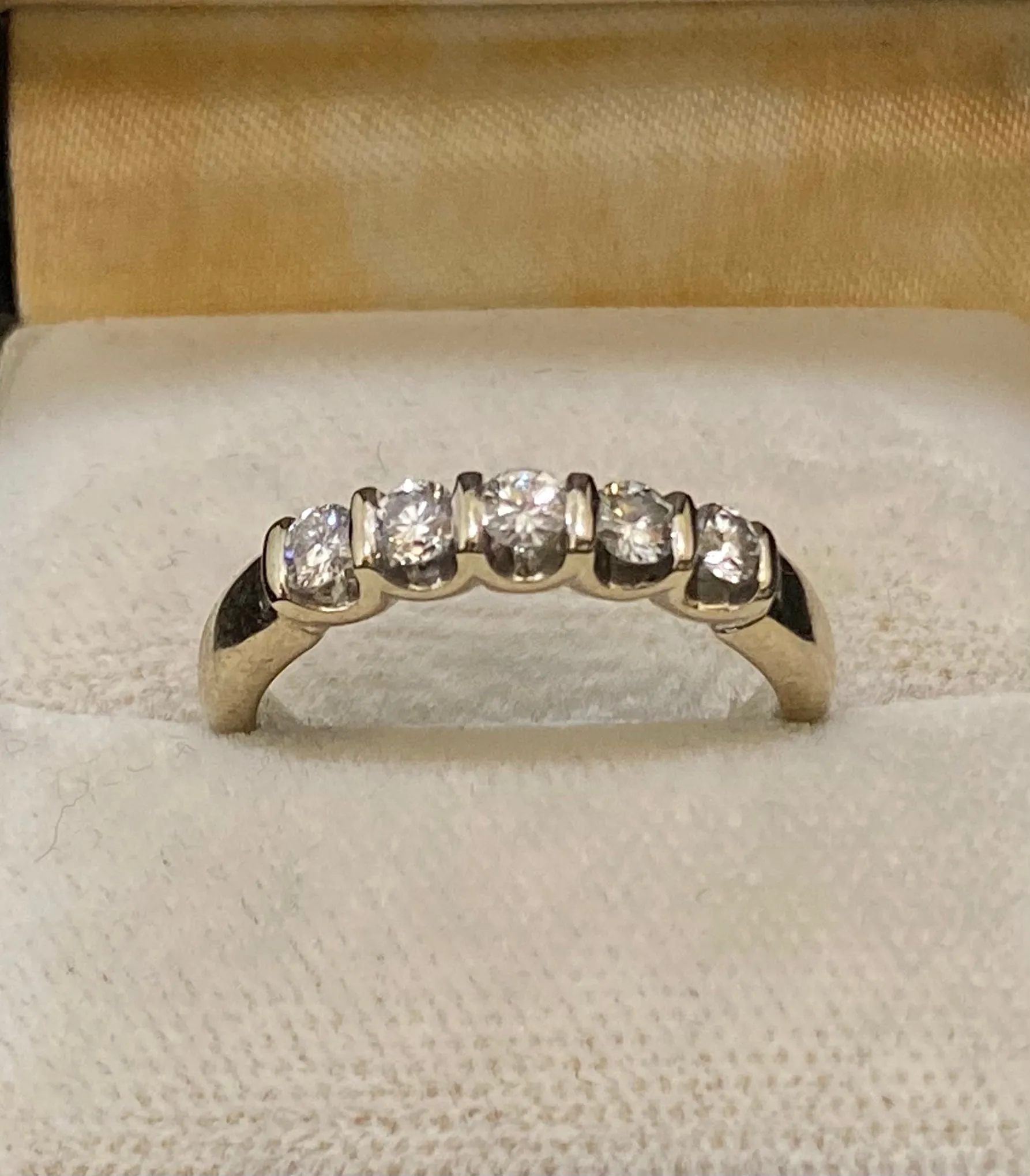 1930's Antique Solid White Gold 5-Diamond Ring with Beautiful Filigree -$10K Appraisal Value w/CoA}