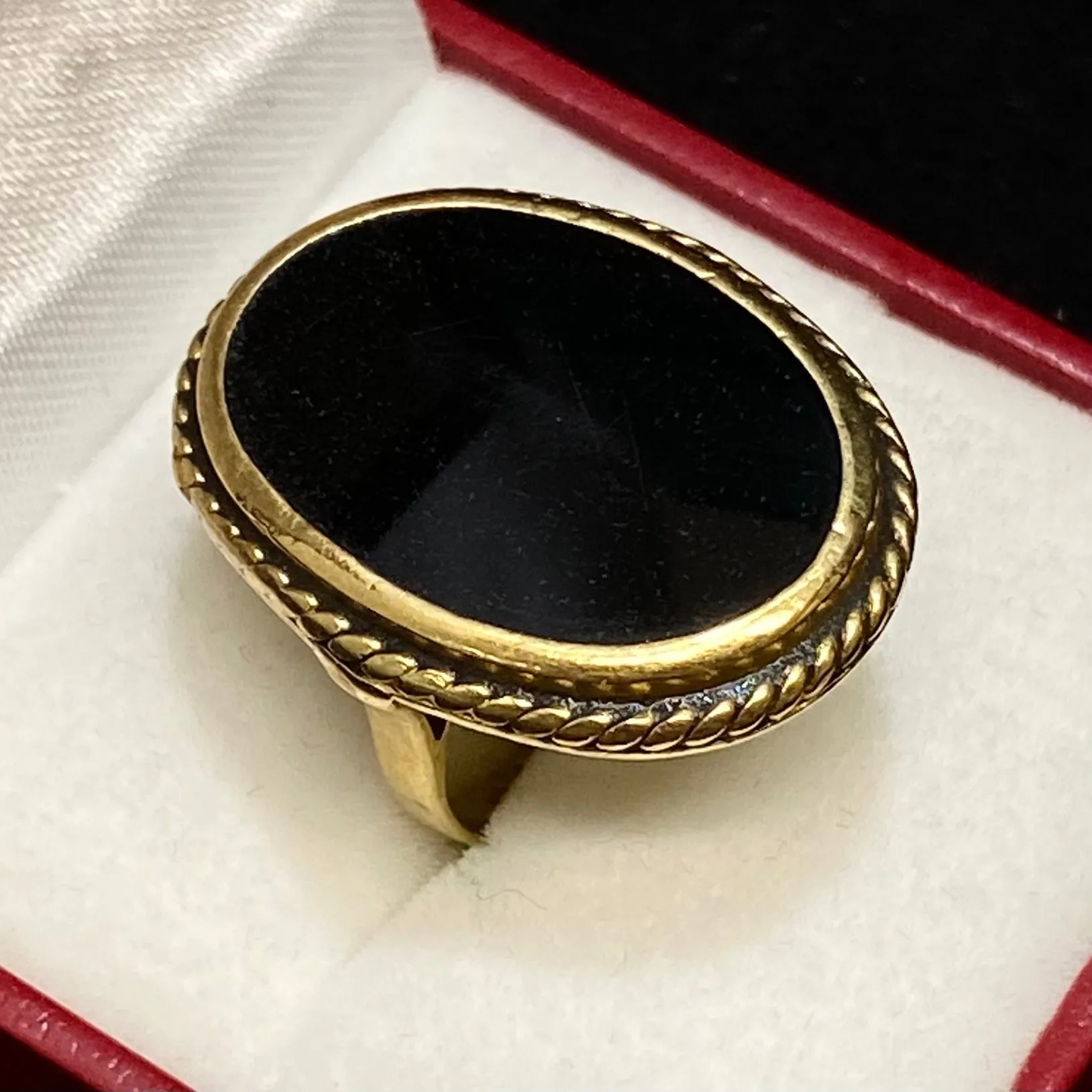 1930’s European Designer 18K Yellow Gold with Onyx Ring - $10K Appraisal Value w/CoA}
