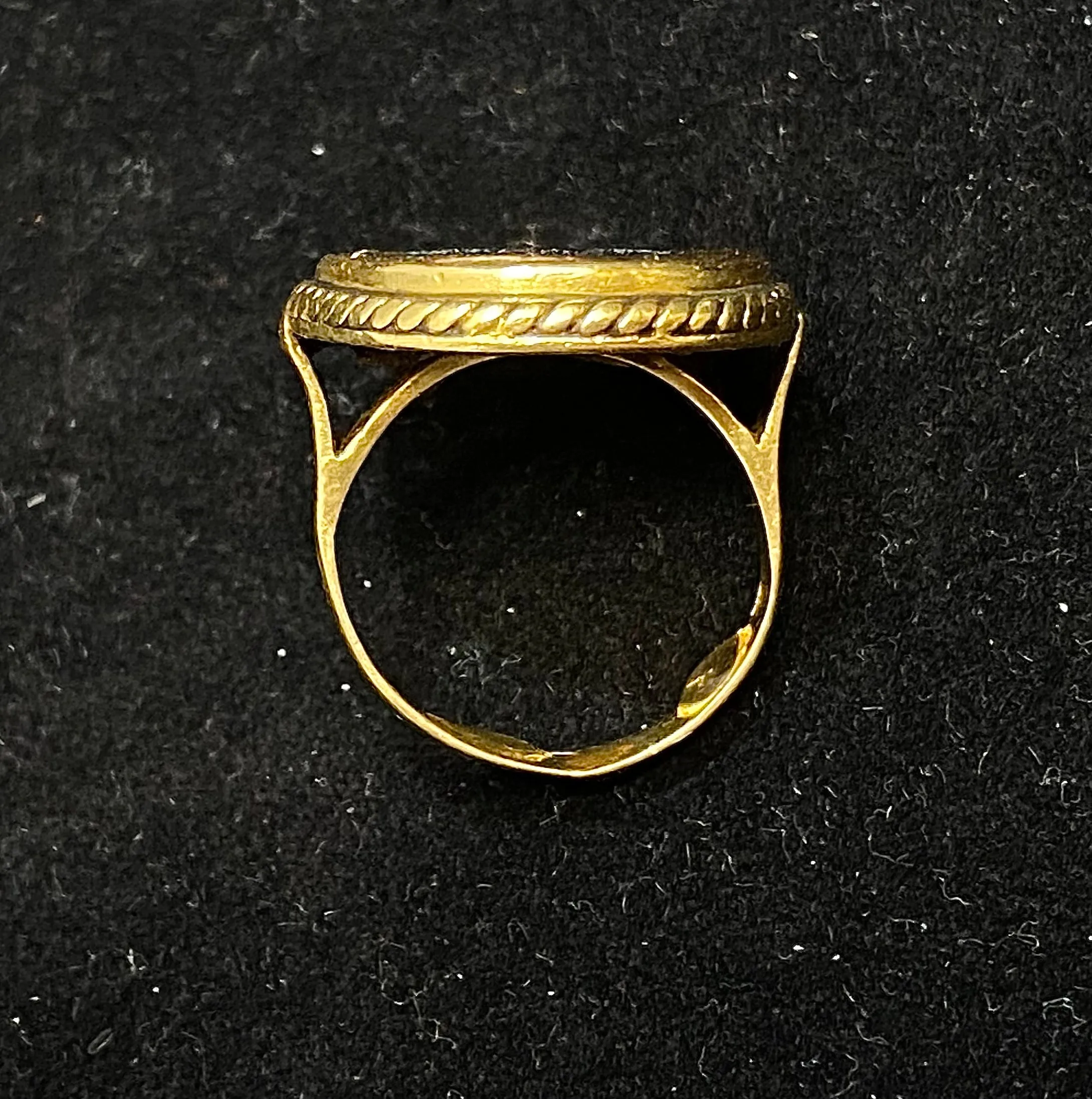 1930’s European Designer 18K Yellow Gold with Onyx Ring - $10K Appraisal Value w/CoA}