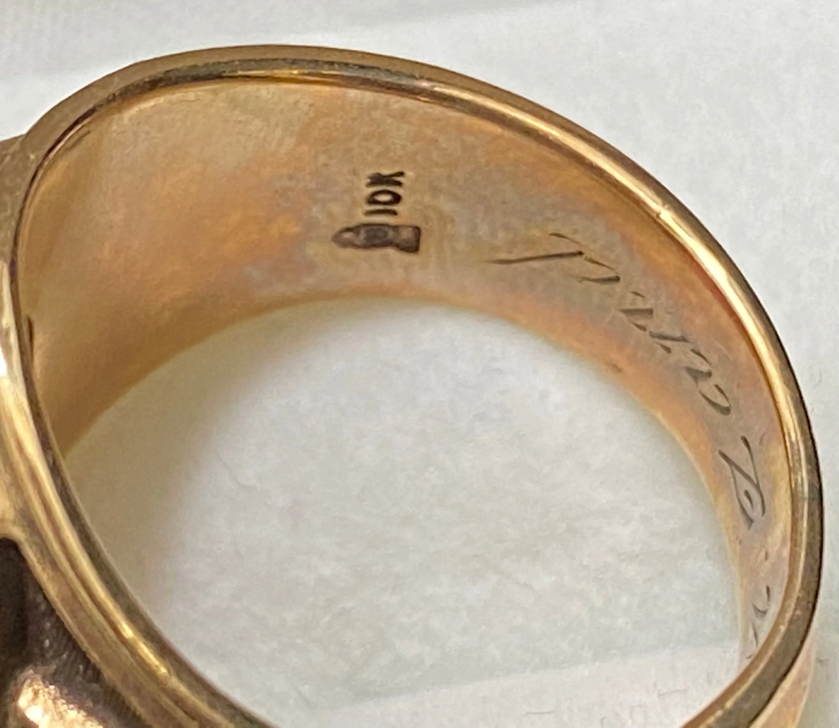 1968 Sir George Williams University Class Ring in Solid Yellow Gold - $6K Appraisal Value w/CoA}
