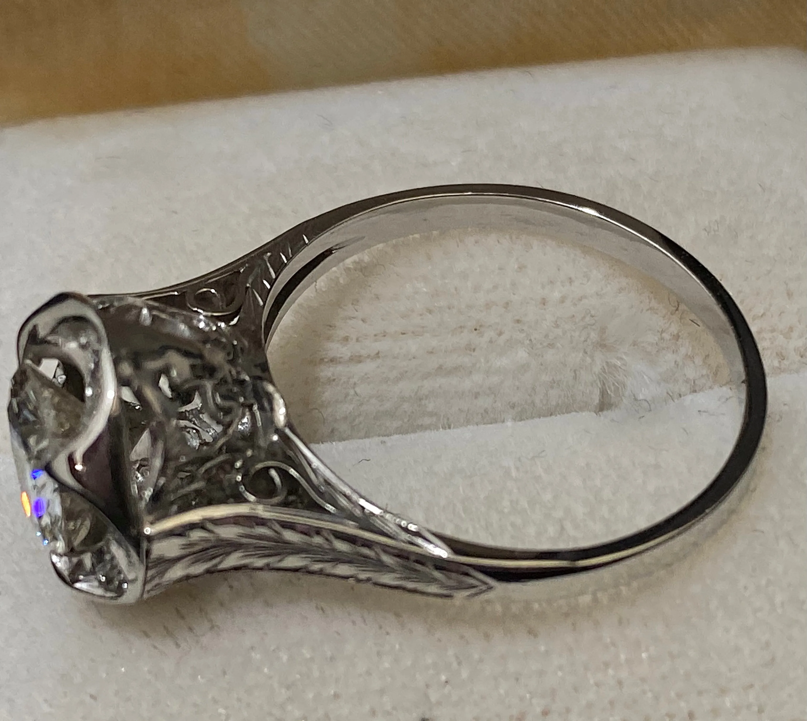 Amazing Filigree Design Platinum Diamond Halo Ring - $40K Appraisal Value w/ CoA! }