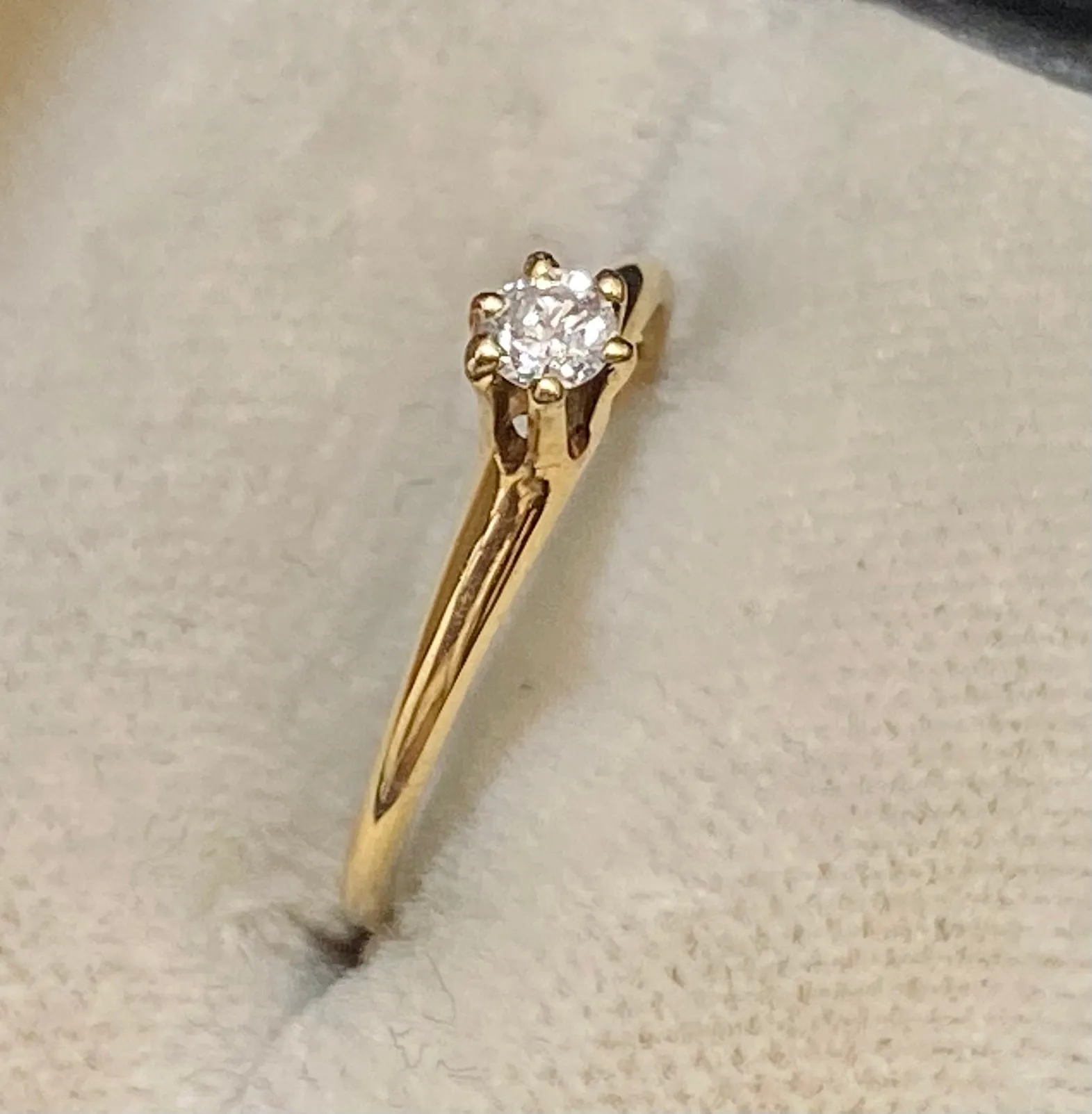 Antique Designer Solid Yellow Gold Diamond Solitaire Ring - $3K Appraisal Value w/CoA}