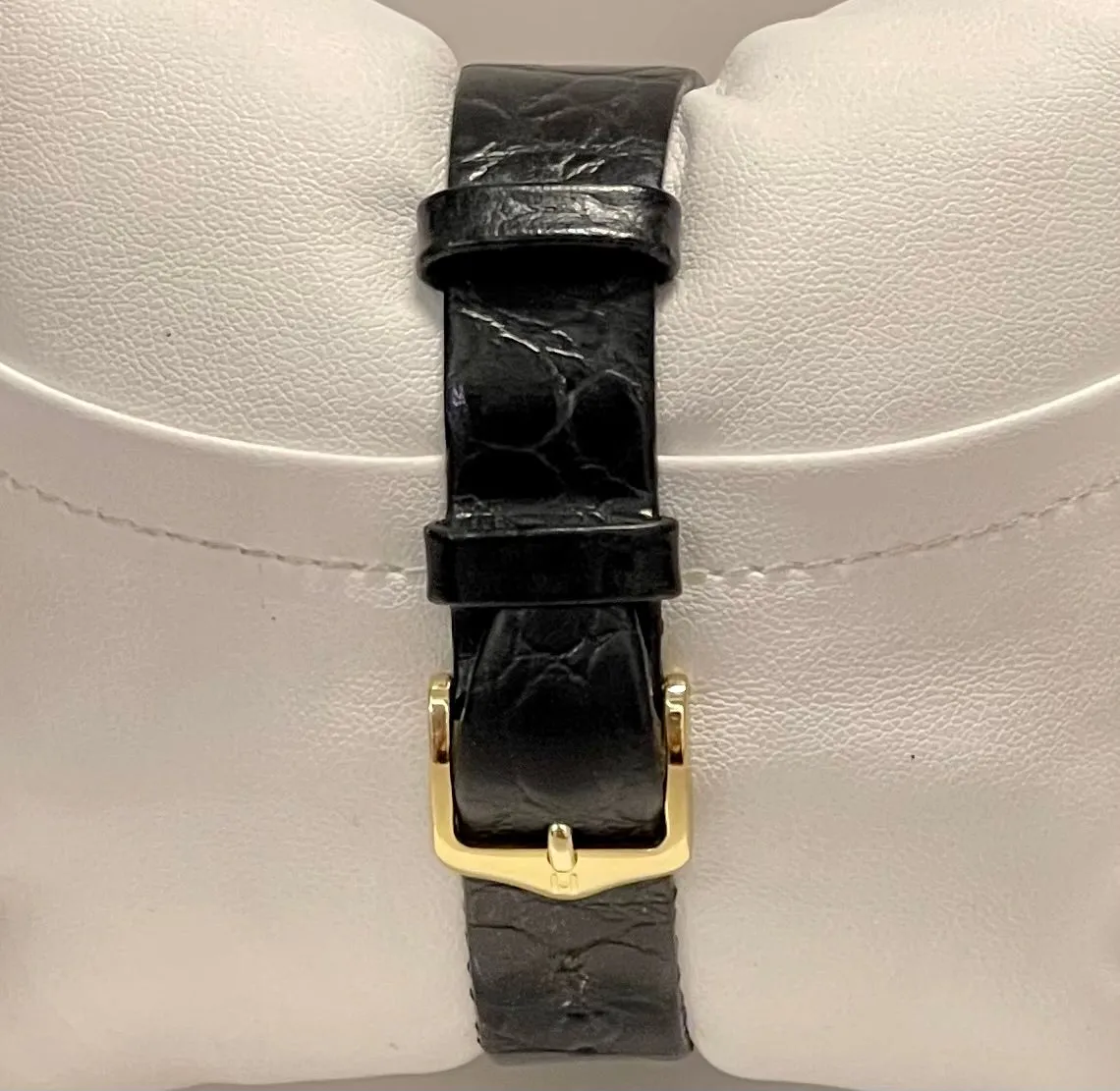 AUDEMARS PIGUET Mechanical 18K Yellow Gold Men's Wristwatch - $30K APR w/ COA!!!
