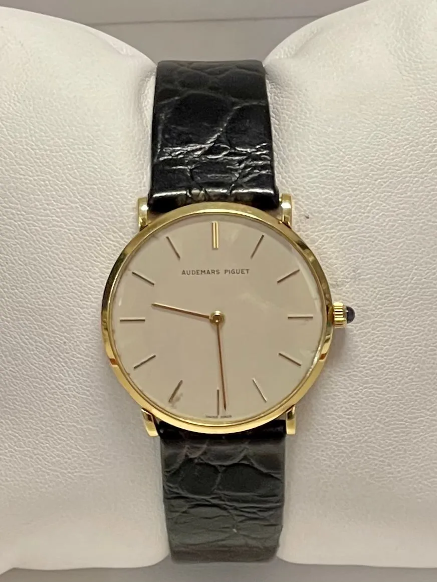 AUDEMARS PIGUET Mechanical 18K Yellow Gold Men's Wristwatch - $30K APR w/ COA!!!