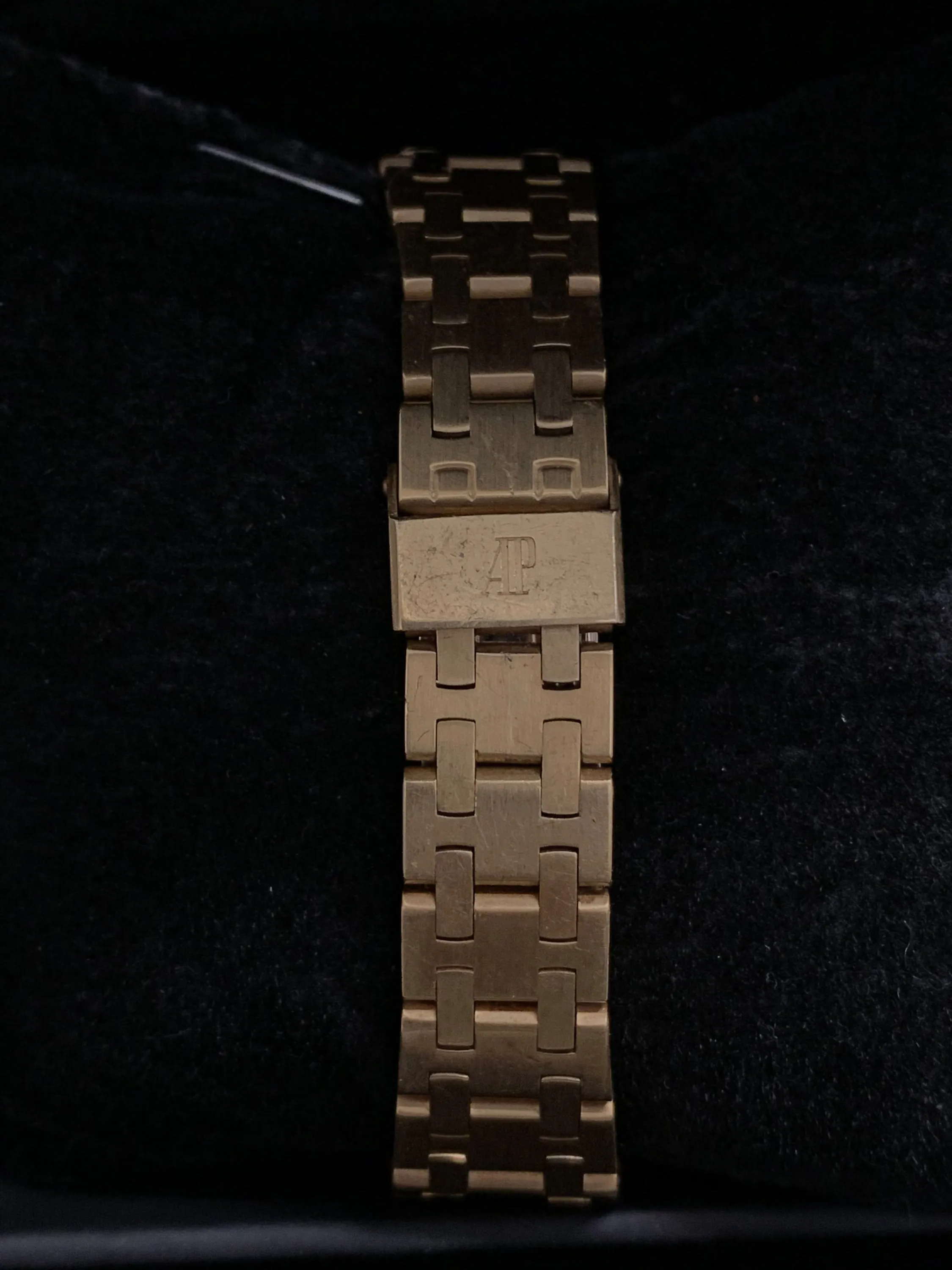 AUDEMARS PIGUET Royal Oak 18K Yellow Gold Wristwatch - $80K APR Value w/ CoA!