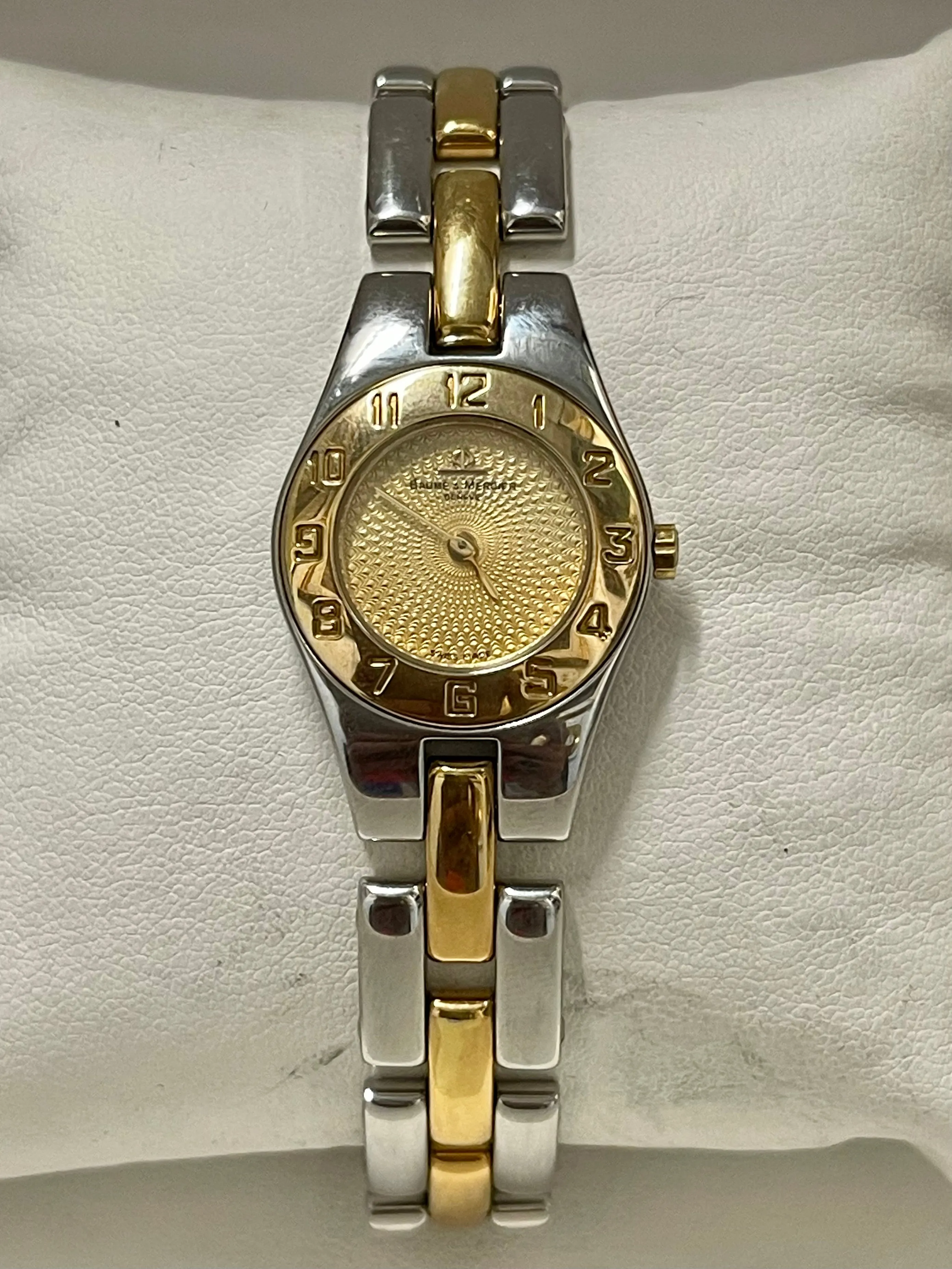 Baume & Mercier Unique Engraved Dial SS & Solid YG Ladies Watch - $7K APR w/ COA