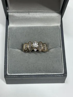 BEAUTIFUL ANTIQUE YELLOW GOLD LADIES DIAMOND RING - $13K APR w/ CoA!!!!!!!!!!!!!