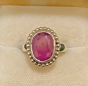 Beautiful Designer Sterling Silver Garnet Ring - $800 Appraisal Value w/CoA}
