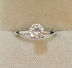 Beautiful Solid White Gold Diamond Solitaire Engagement Ring - $30K Appraisal Value w/CoA}