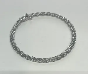 BEAUTIFUL UNIQUE DESIGNER  DIAMONDS  WHITE GOLD BRACELET - $8K   APR w/ CoA!