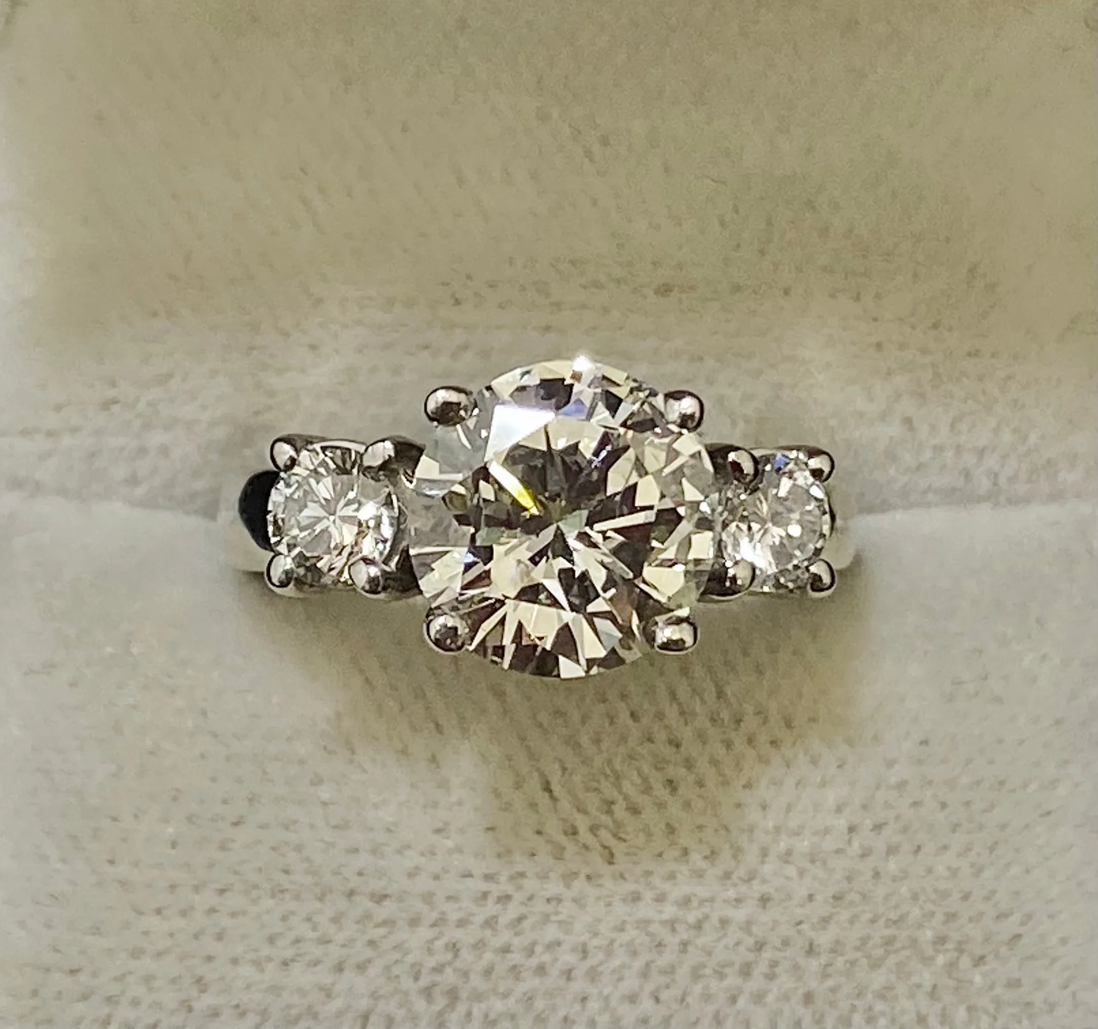 Beautiful Unique Solid White Gold 6 Ct. Diamond 3-stone Engagement Ring - $200K Appraisal Value w/CoA}