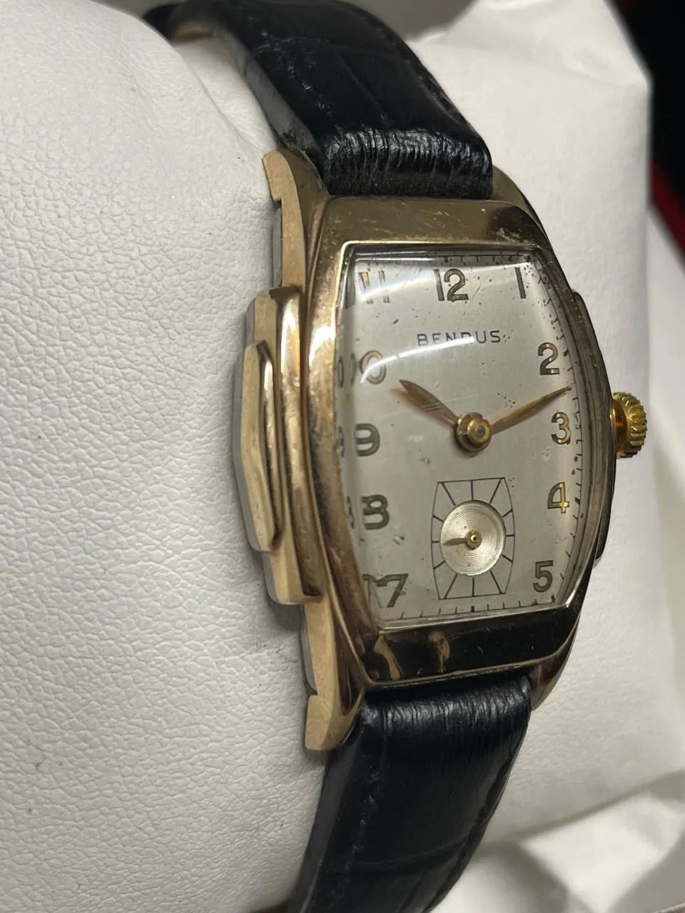 Benrus Vintage 1940s Gold Tone Art Deco Men's Wristwatch, - $6K APR w/ COA!!!!!!