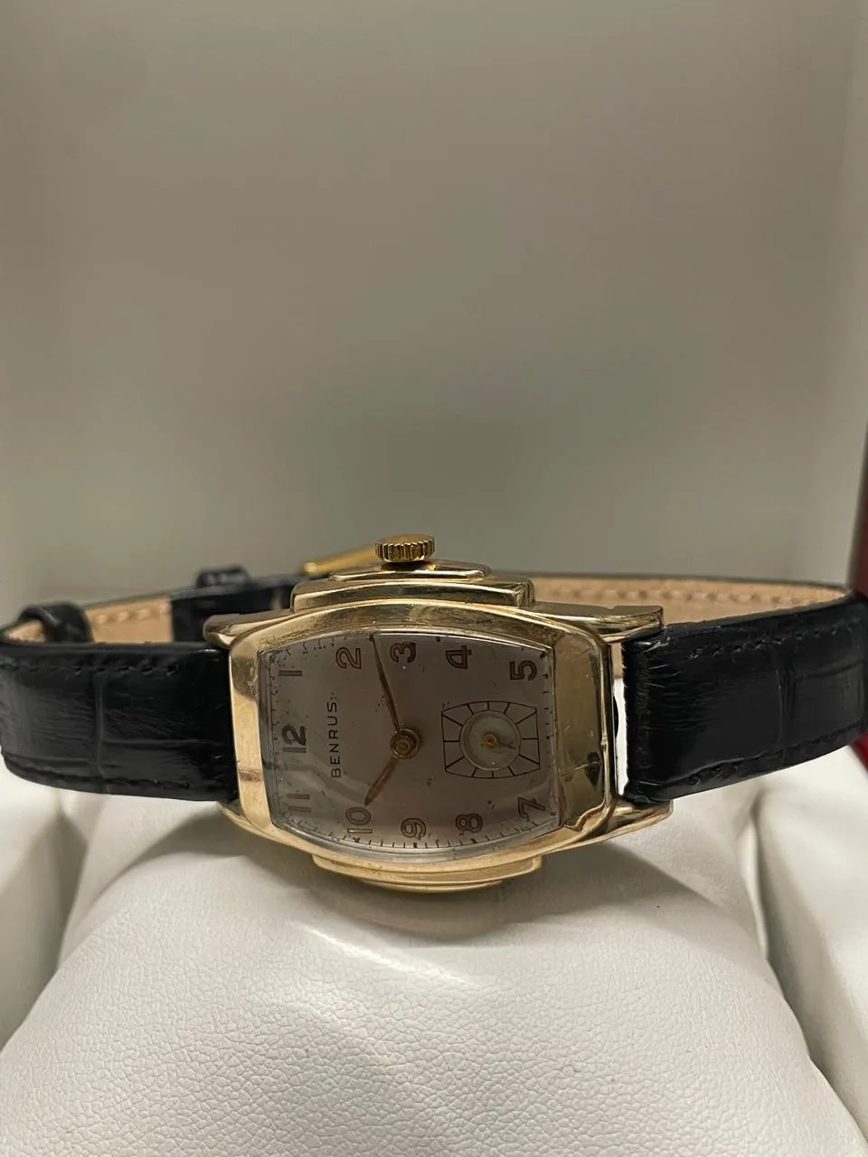 Benrus Vintage 1940s Gold Tone Art Deco Men's Wristwatch, - $6K APR w/ COA!!!!!!