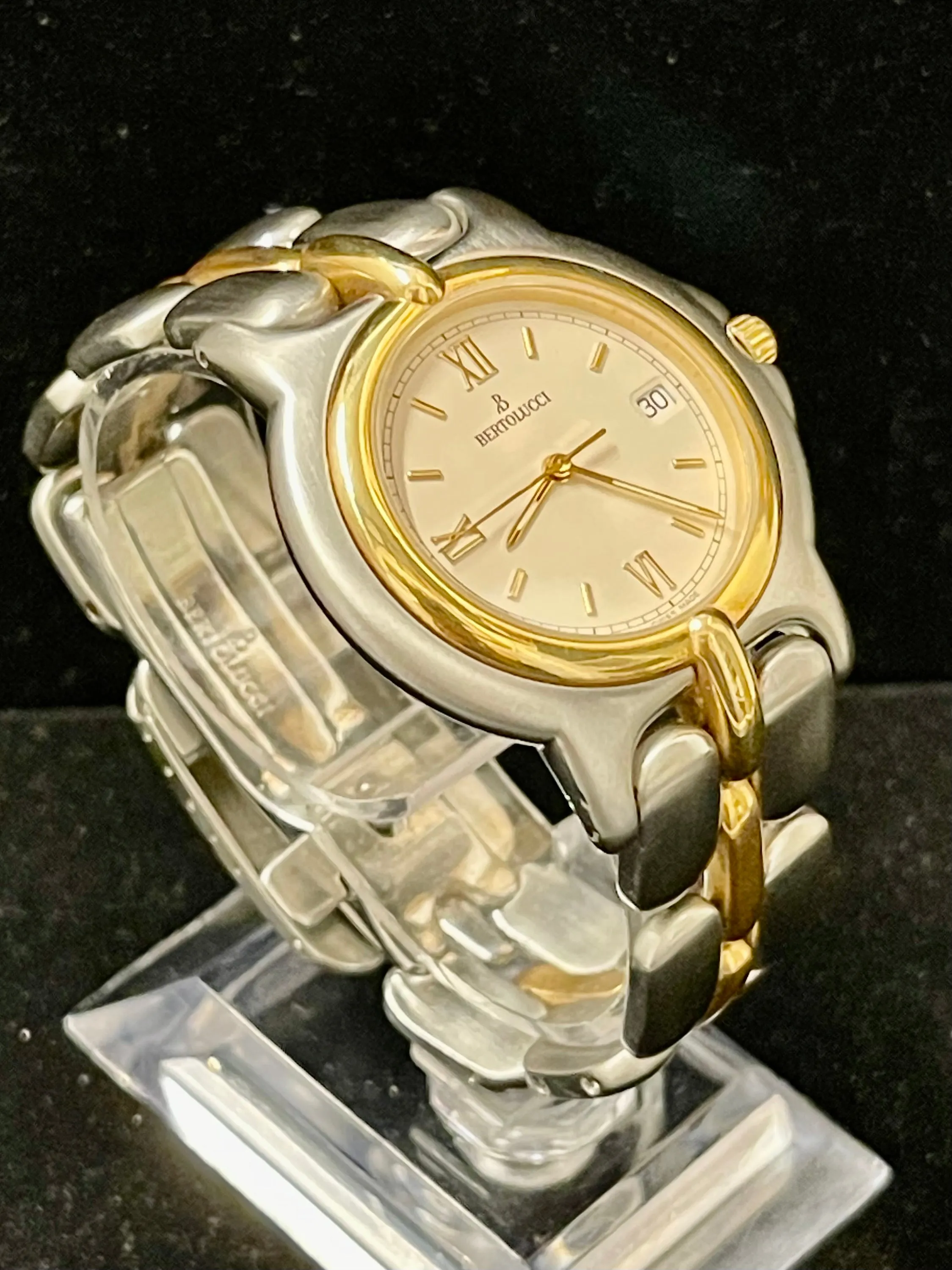 Bertolucci Pulchra Mid Size Beautiful SS & Solid YG Men's Watch - $10K APR w/COA