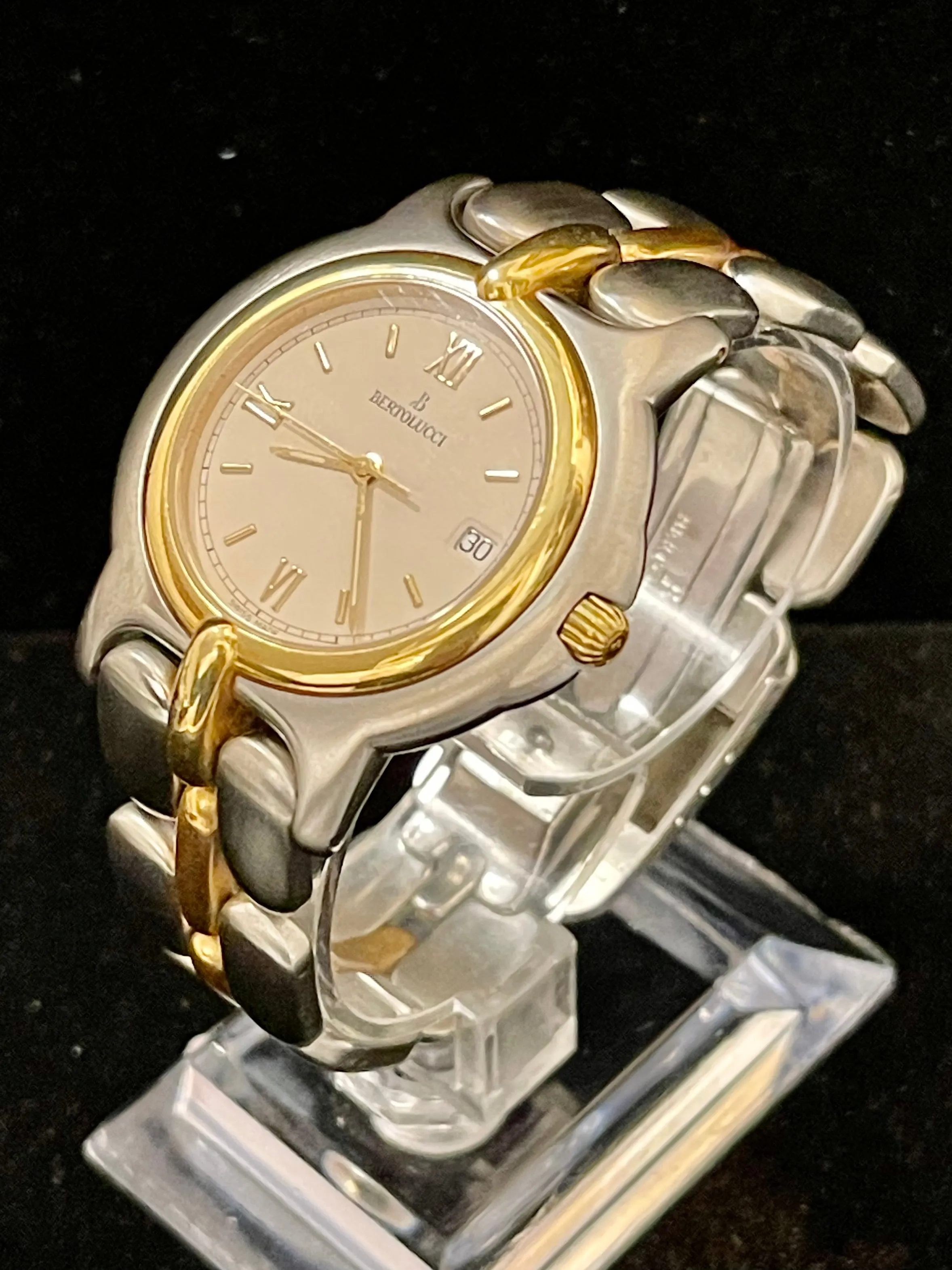 Bertolucci Pulchra Mid Size Beautiful SS & Solid YG Men's Watch - $10K APR w/COA