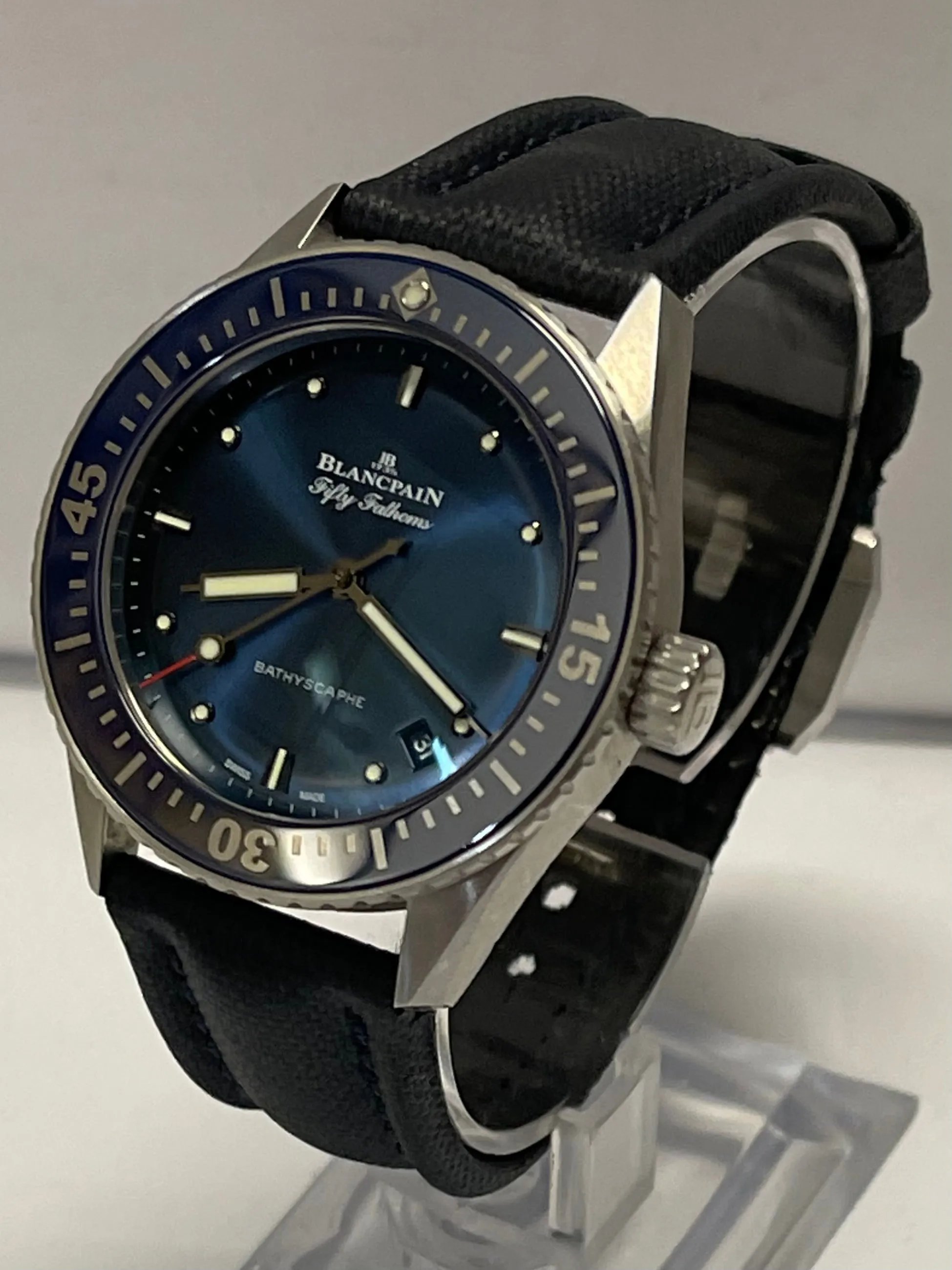 BLANCPAIN Fifty Fathoms Bathyscaphe Limited Date Unisex Watch - $25K APR w/ COA!