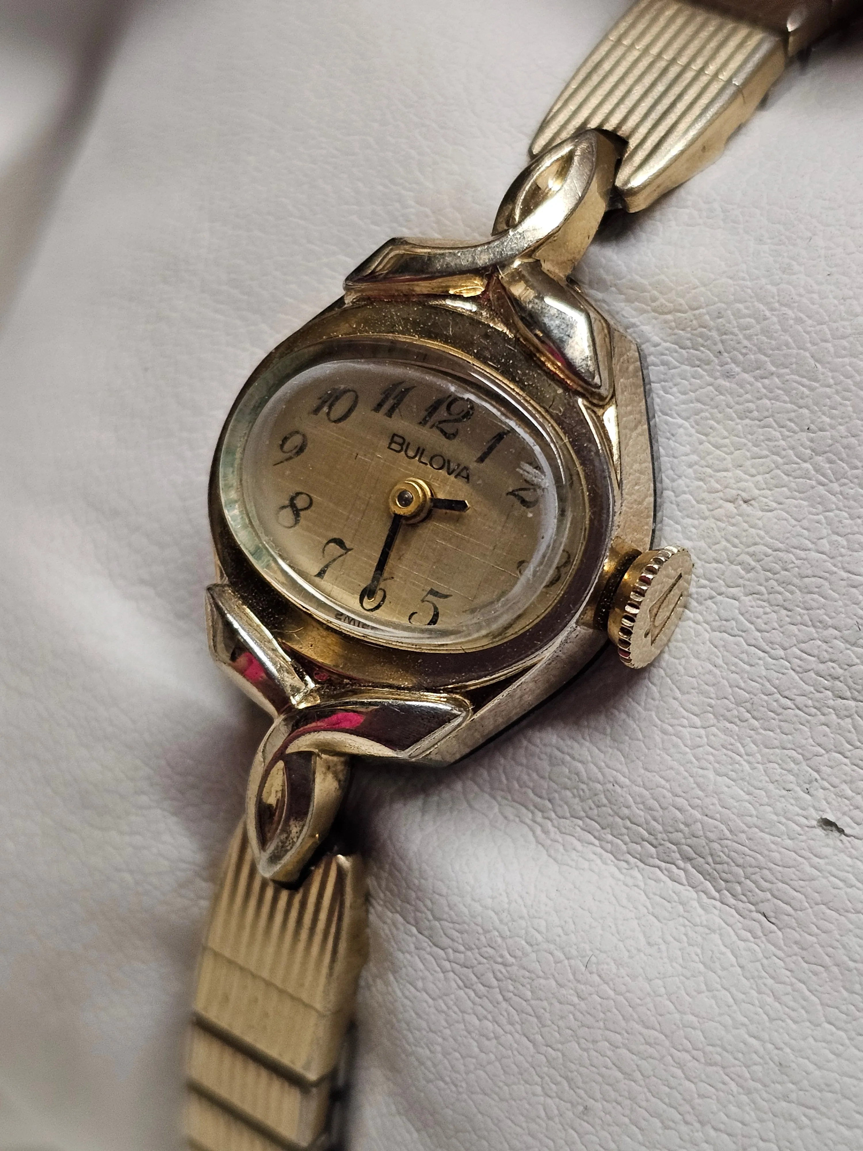 Bulova Vintage 1940s Gold-Tone Lady's Watch, Flexible Bracelet- $1.5K APR w/ COA