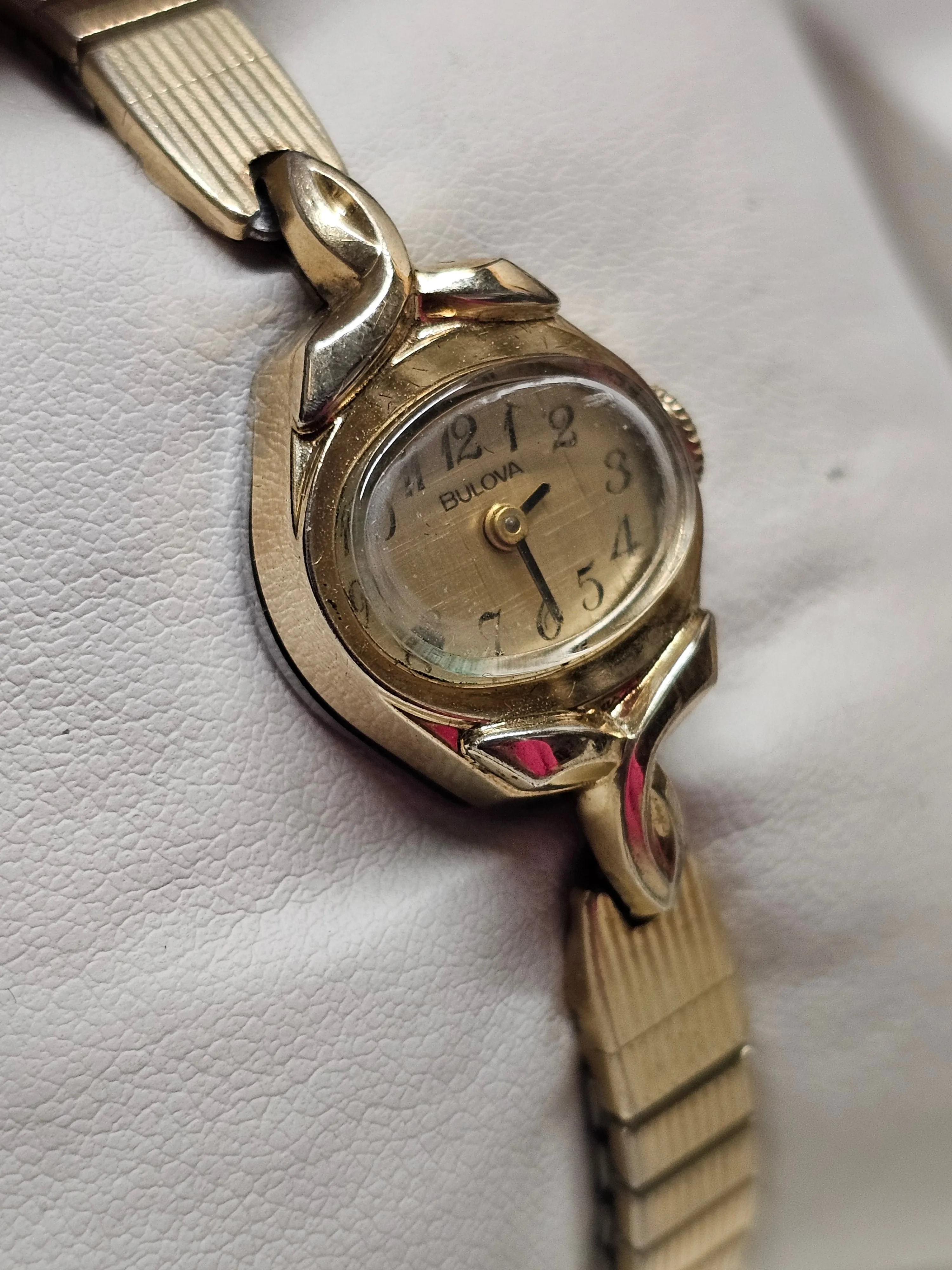 Bulova Vintage 1940s Gold-Tone Lady's Watch, Flexible Bracelet- $1.5K APR w/ COA