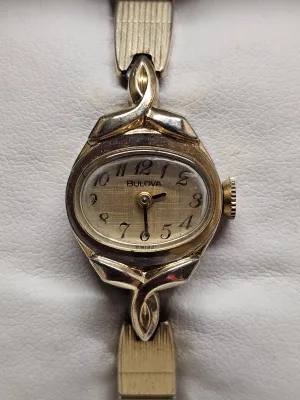 Bulova Vintage 1940s Gold-Tone Lady's Watch, Flexible Bracelet- $1.5K APR w/ COA