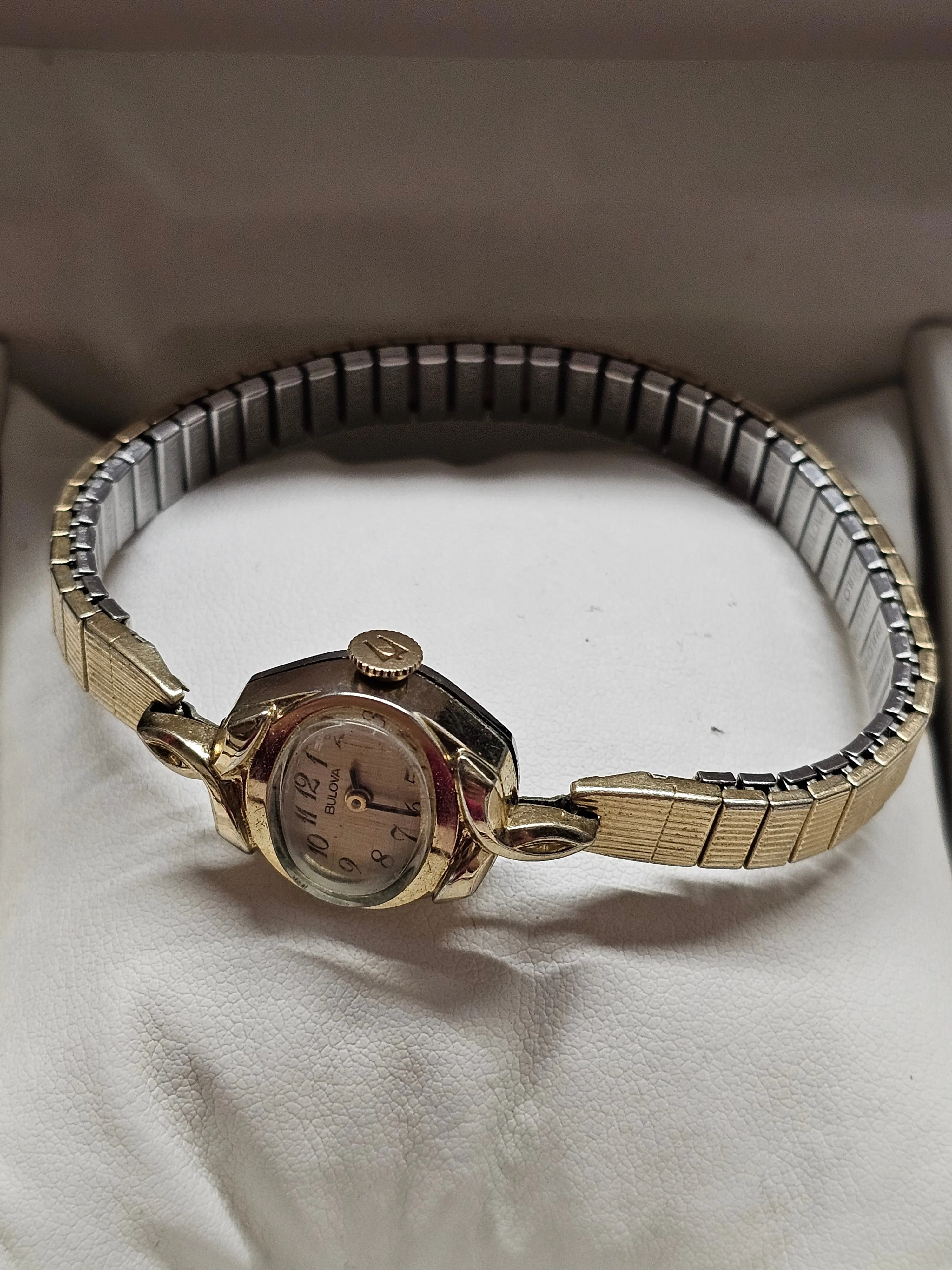 Bulova Vintage 1940s Gold-Tone Lady's Watch, Flexible Bracelet- $1.5K APR w/ COA