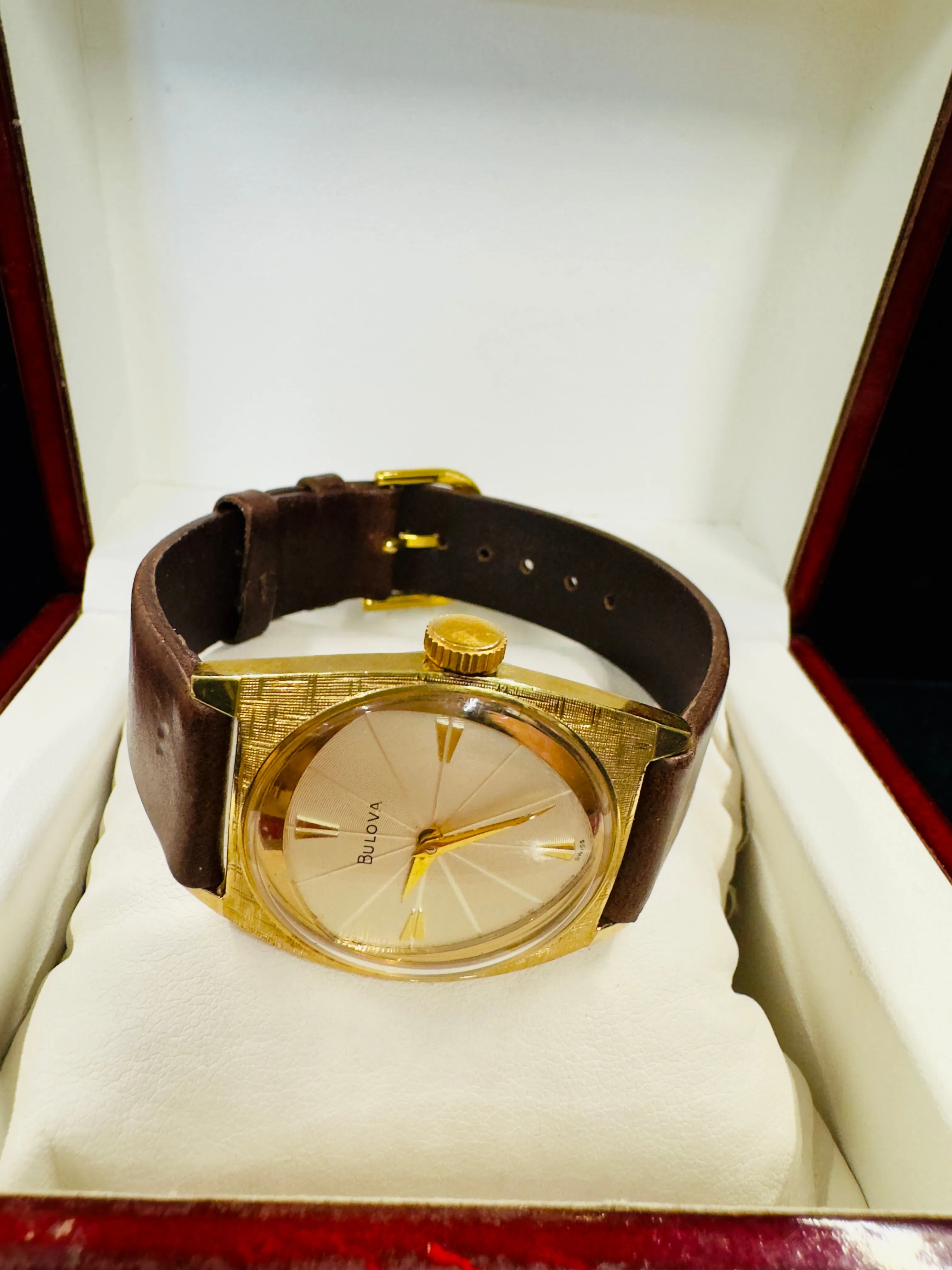 Bulova Vintage Wristwatch of Gold Tone with Unique Engraved Dial- $10K APR w/COA