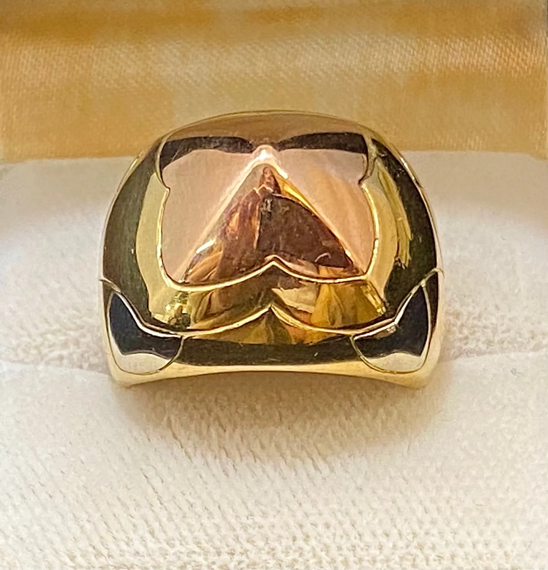 BVLGARI Antique Design Tri- Gold Pyramid Ring - $15K Appraisal Value w/CoA}