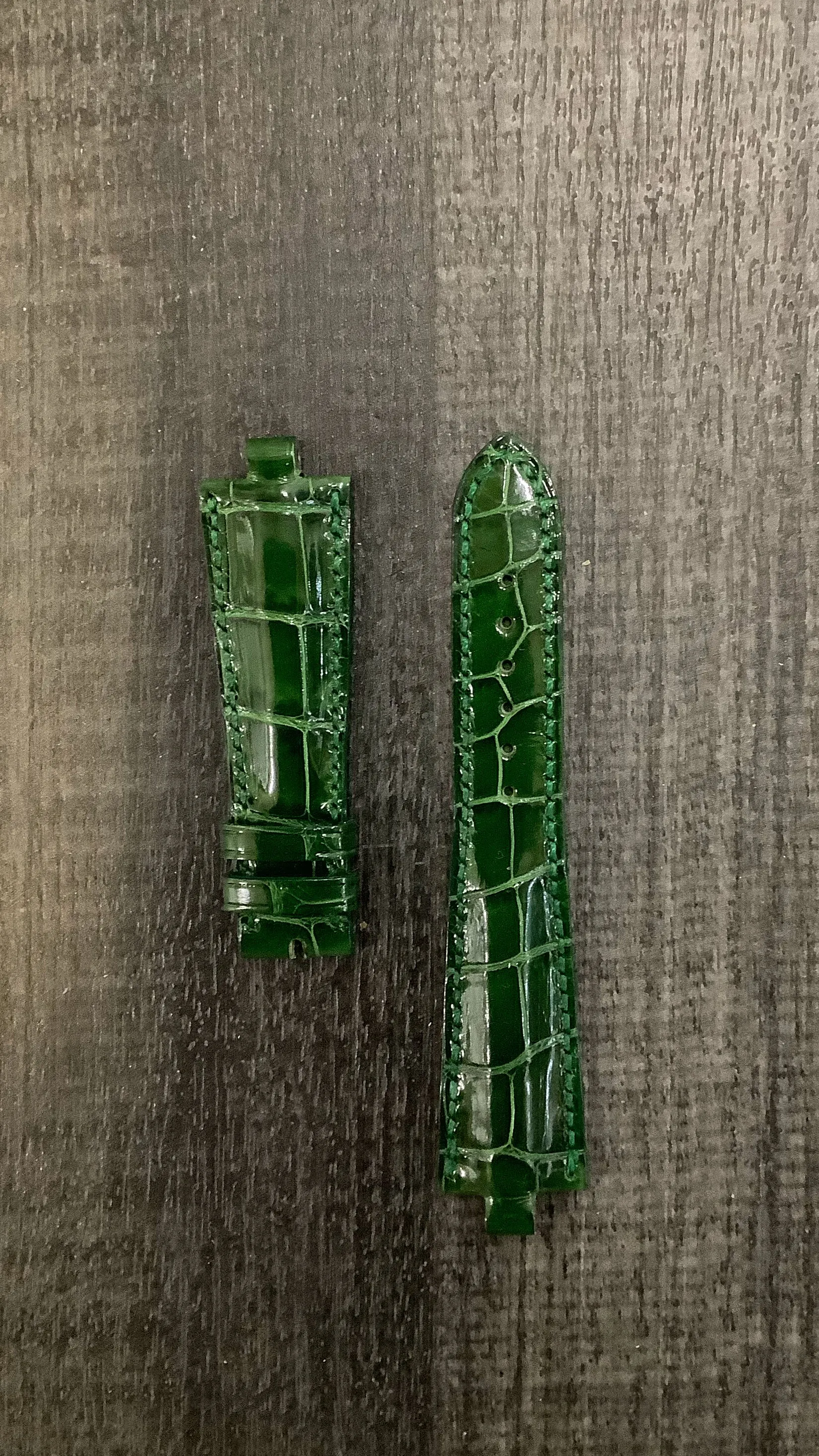 BVLGARI Diagono Green Padded Crocodile Leather Watch Strap - $800 APR VALUE w/ CoA! ✓