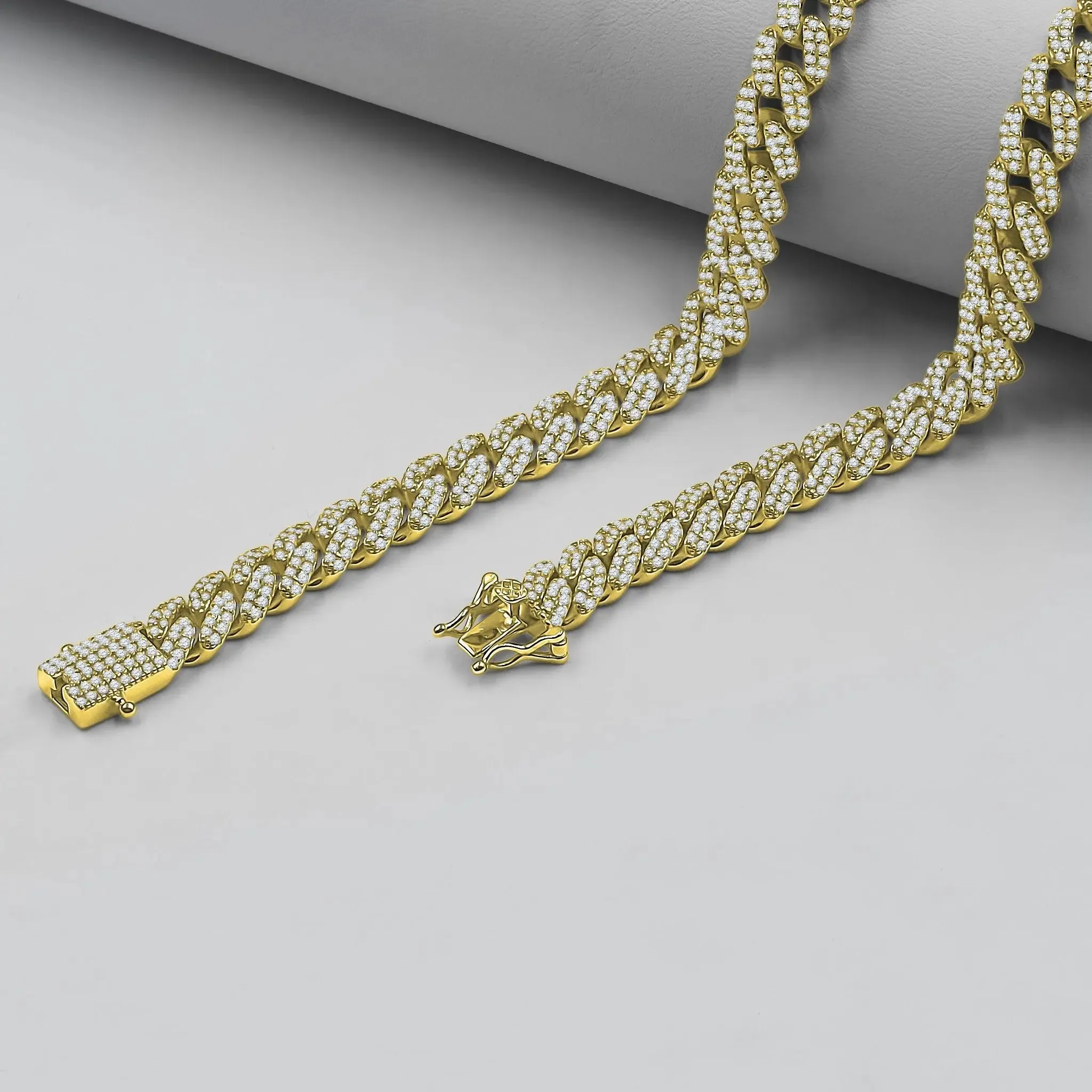CAMEO 8MM Sterling Silver Cuban Chain with Handcrafted Cubic Zirconia Luxury
