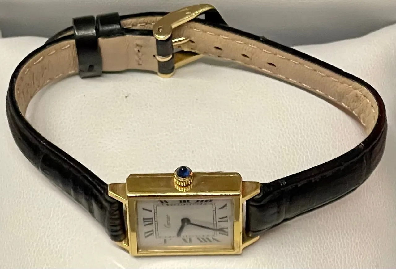 CARTIER Beautiful Mechanical Yellow Gold Unisex Wristwatch - $15K APR w/ COA!!!!