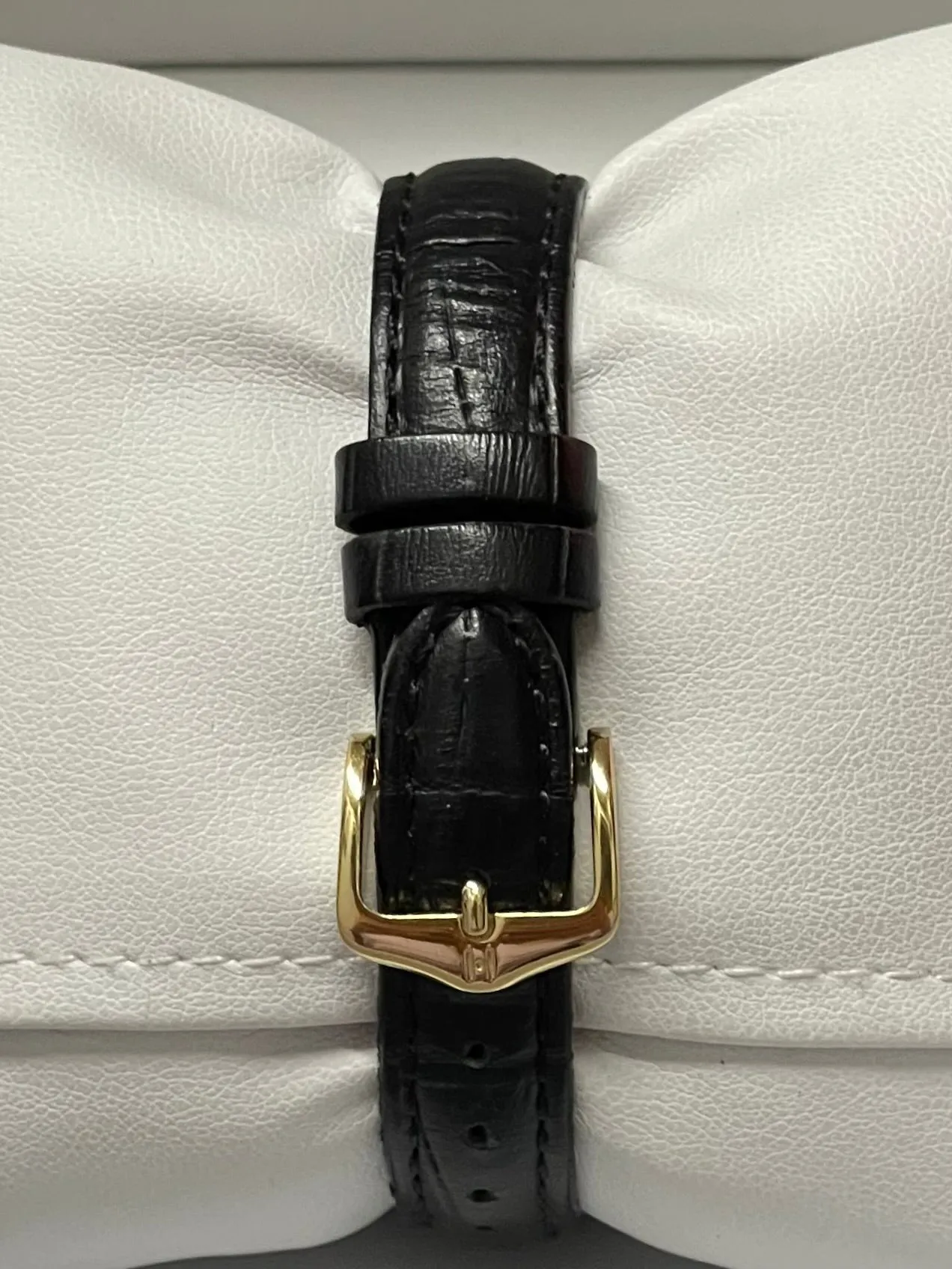 CARTIER Beautiful Mechanical Yellow Gold Unisex Wristwatch - $15K APR w/ COA!!!!