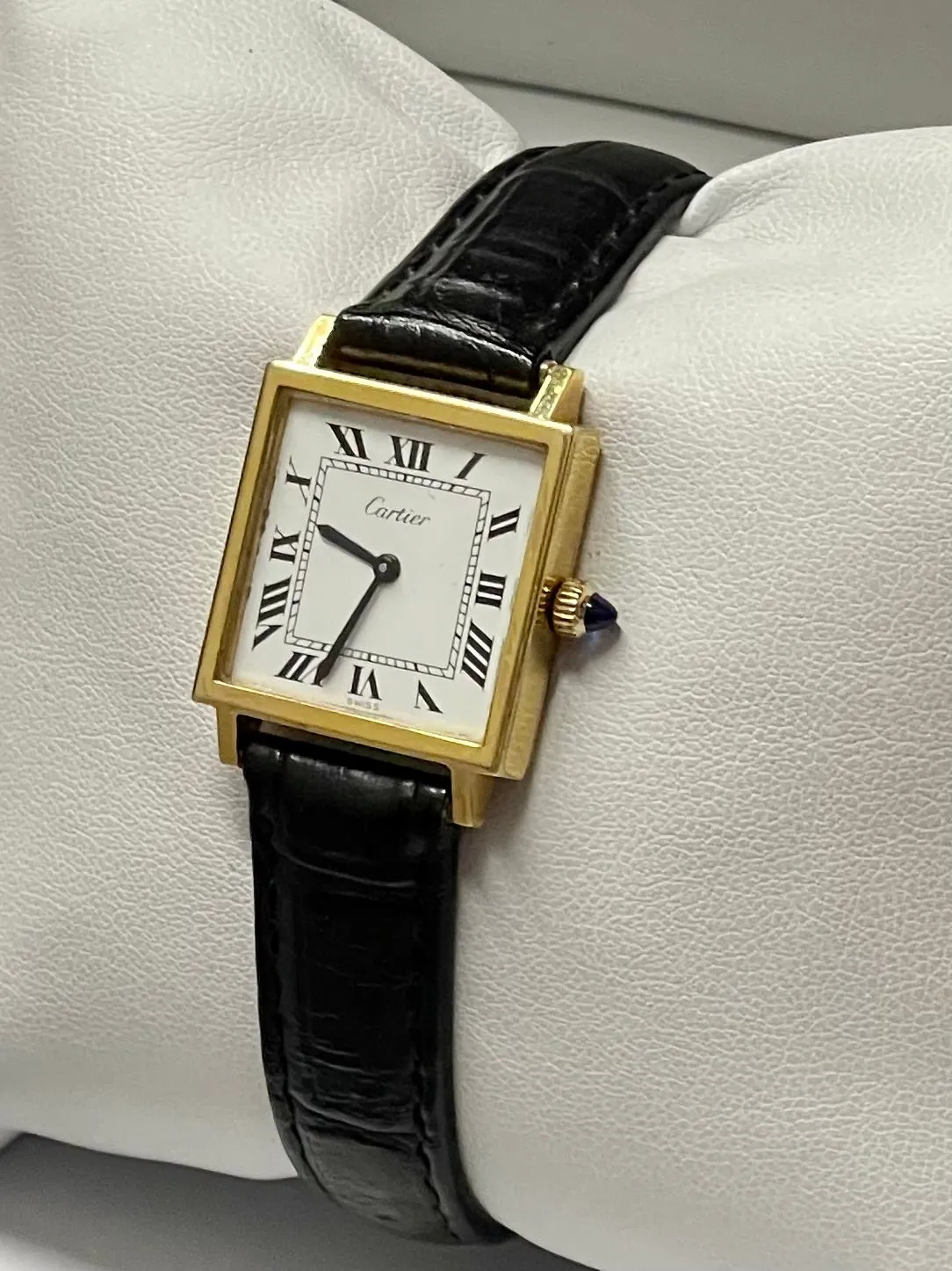 CARTIER Beautiful Mechanical Yellow Gold Unisex Wristwatch - $15K APR w/ COA!!!!