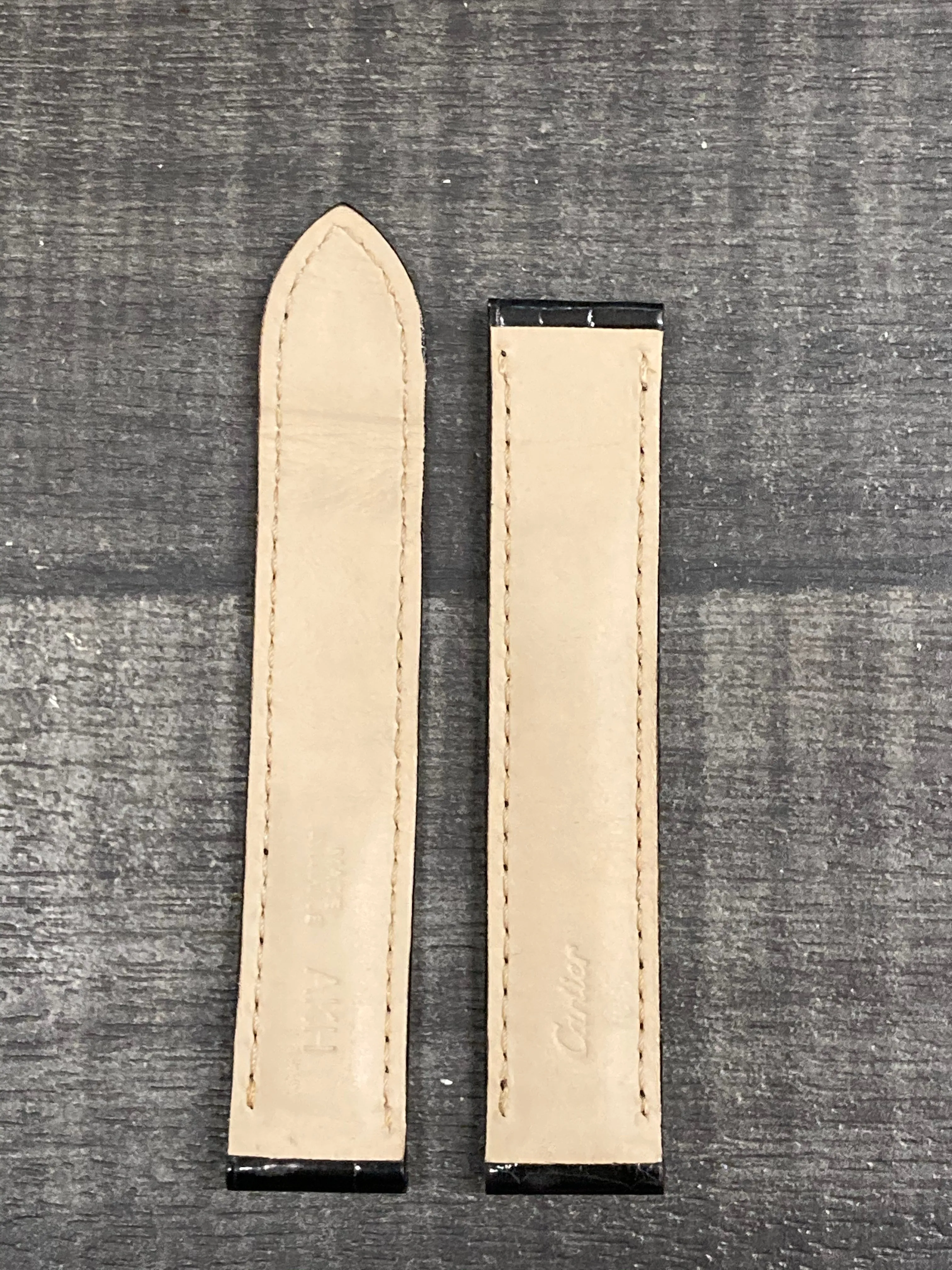 CARTIER Black Crocodile Padded Watch Strap for Deployment - $800 APR VALUE w/ CoA! ✓