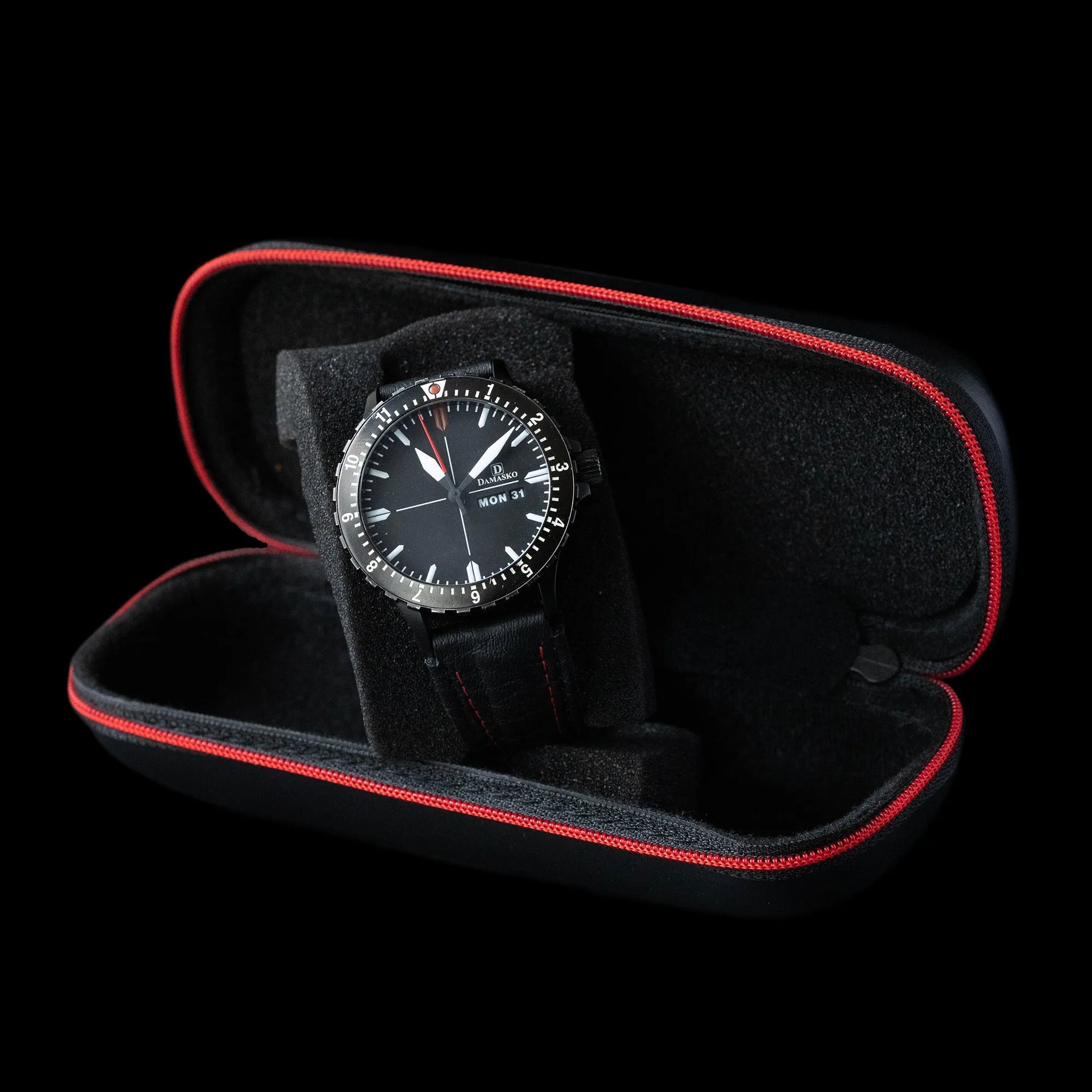 Damasko - DA44 Black