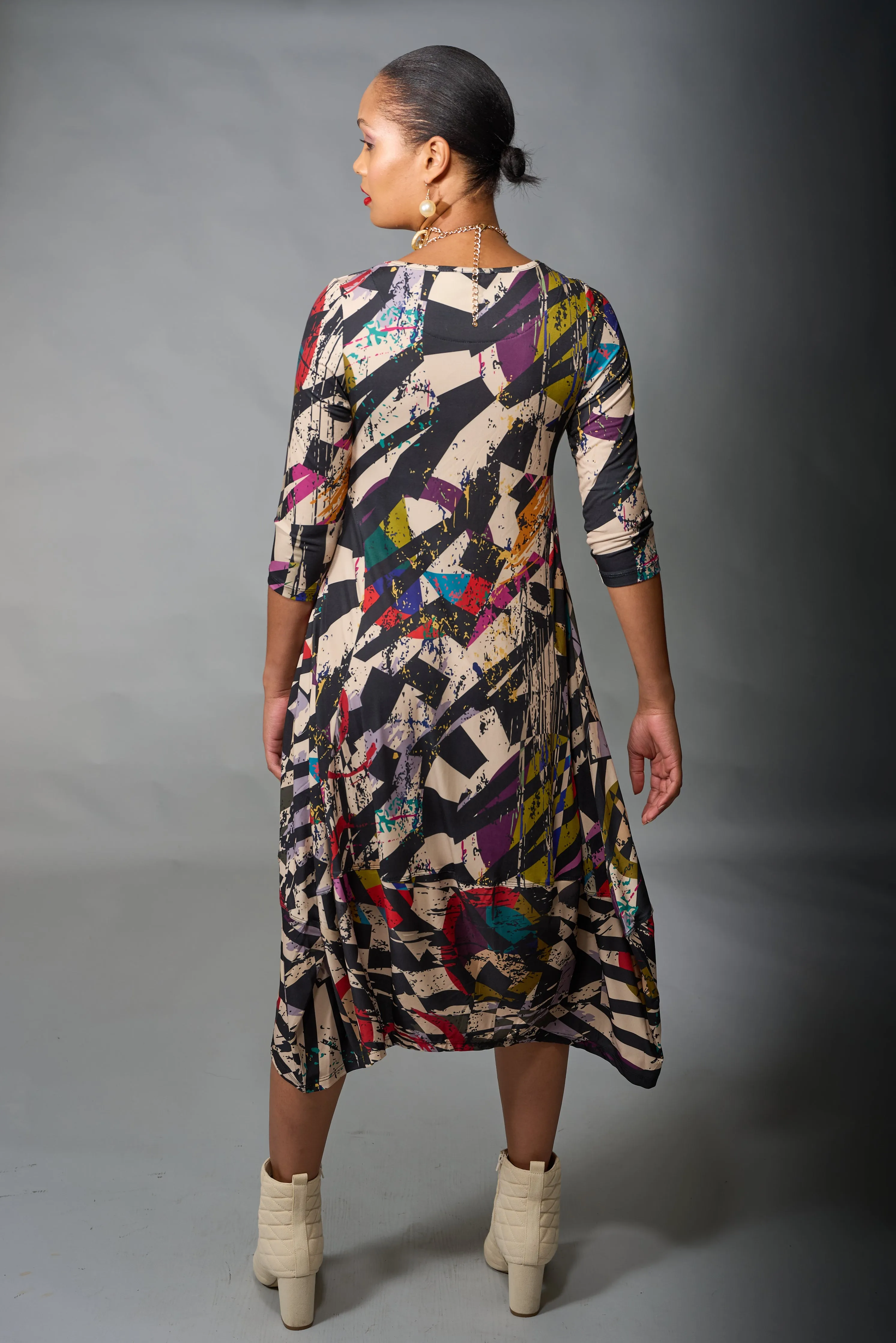Kozan, Knit, Demi Midi Dress in Gallery Print