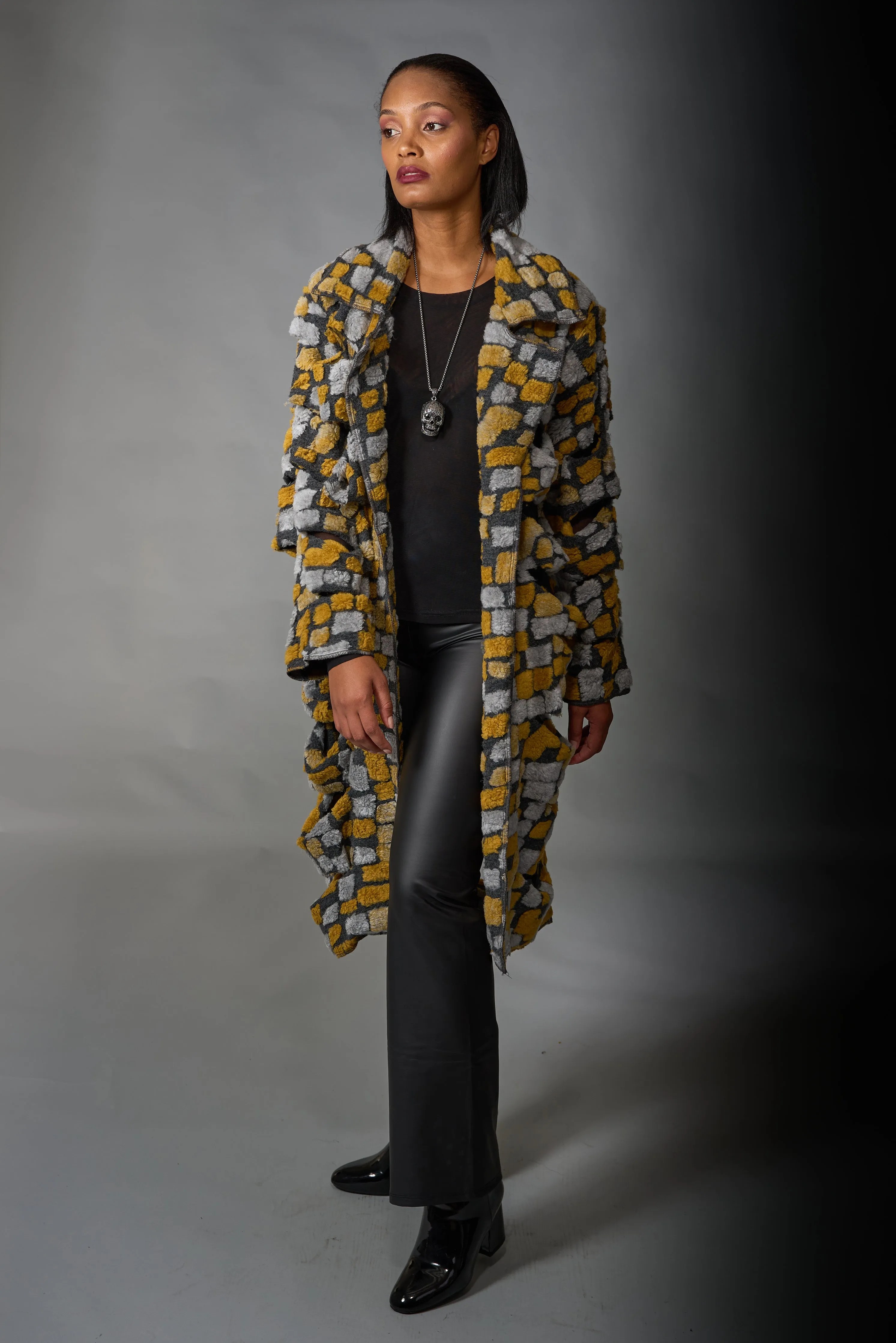 Kozan, Sherpa Fleece, Savannah Coat in Cobblestone print