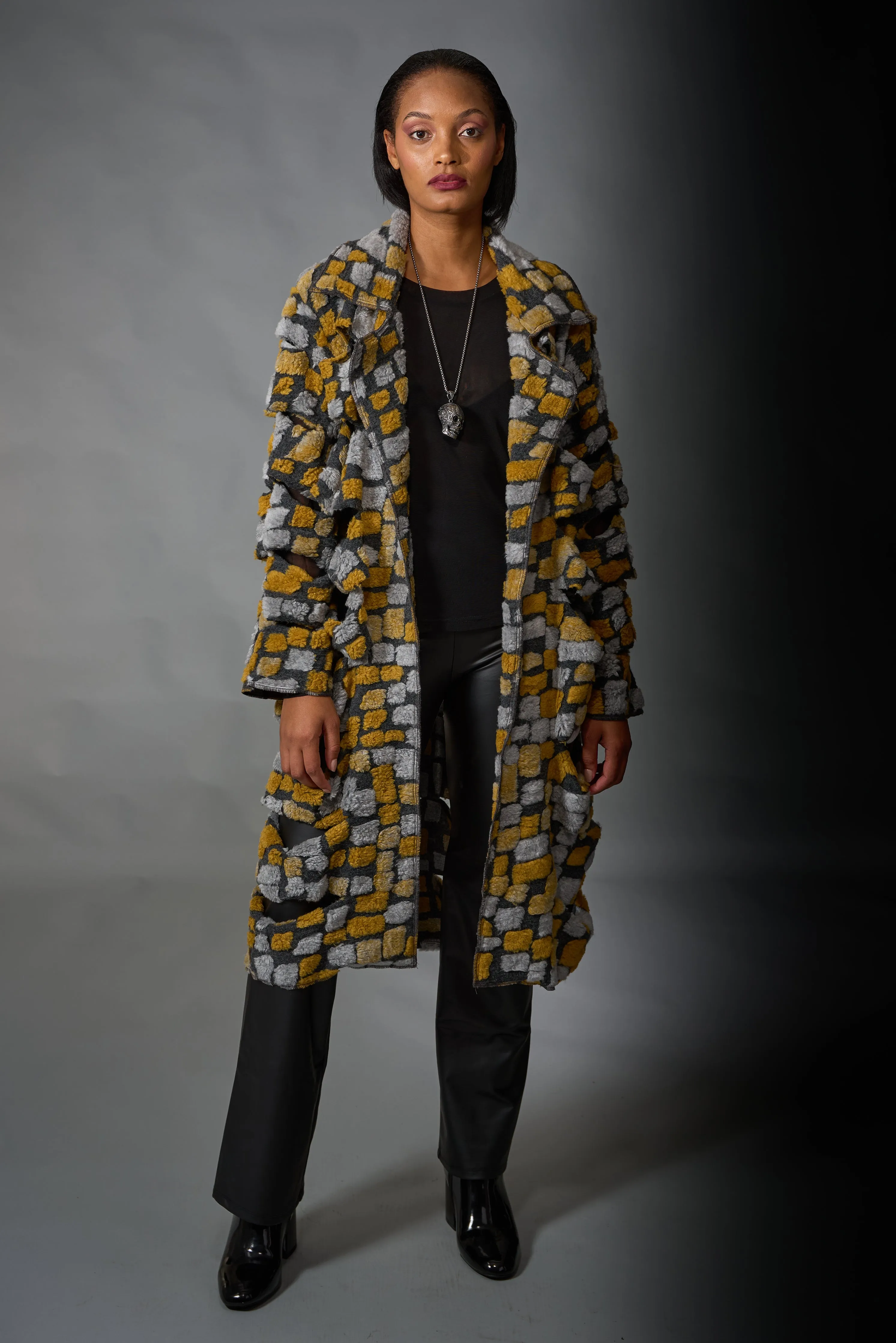 Kozan, Sherpa Fleece, Savannah Coat in Cobblestone print