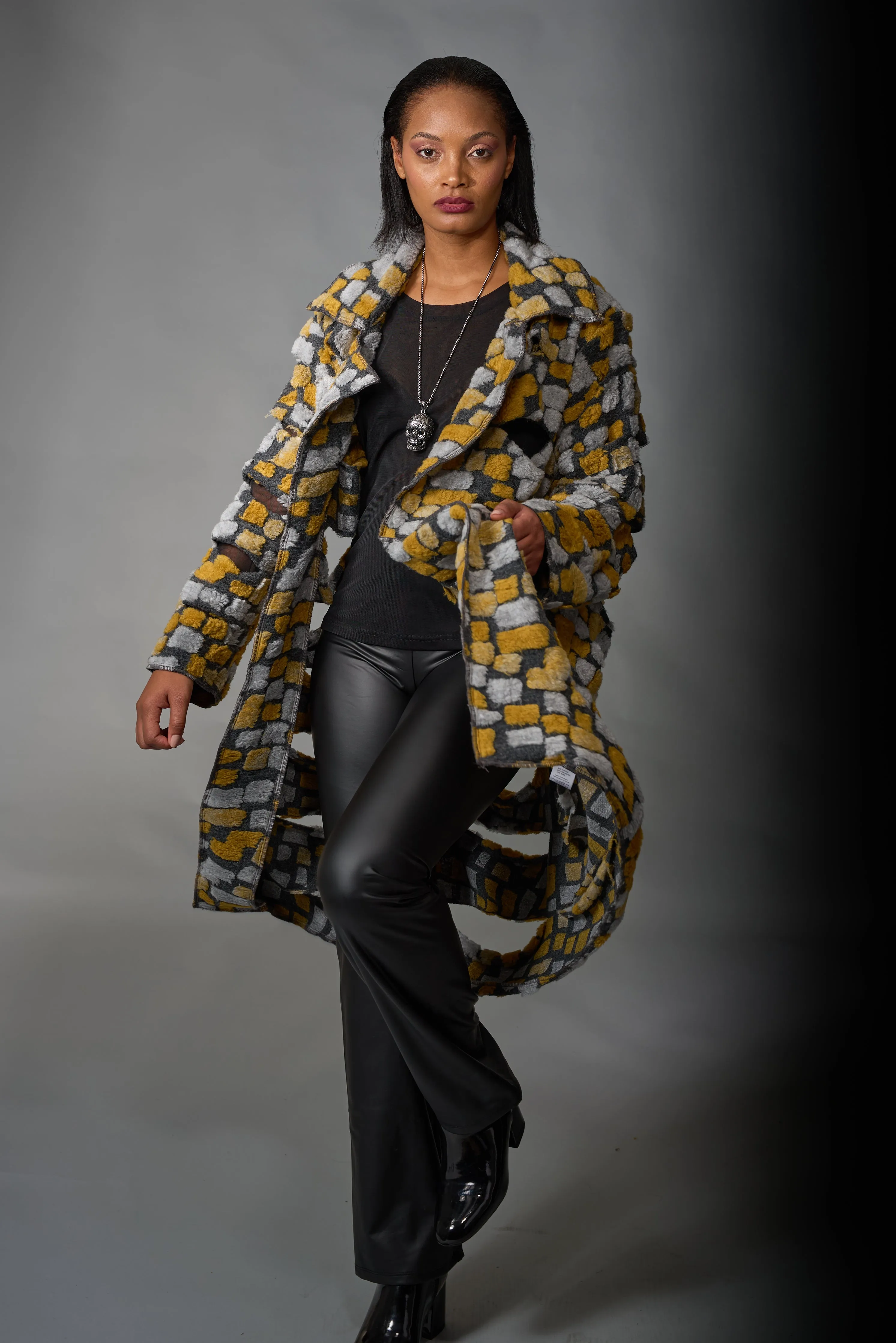 Kozan, Sherpa Fleece, Savannah Coat in Cobblestone print