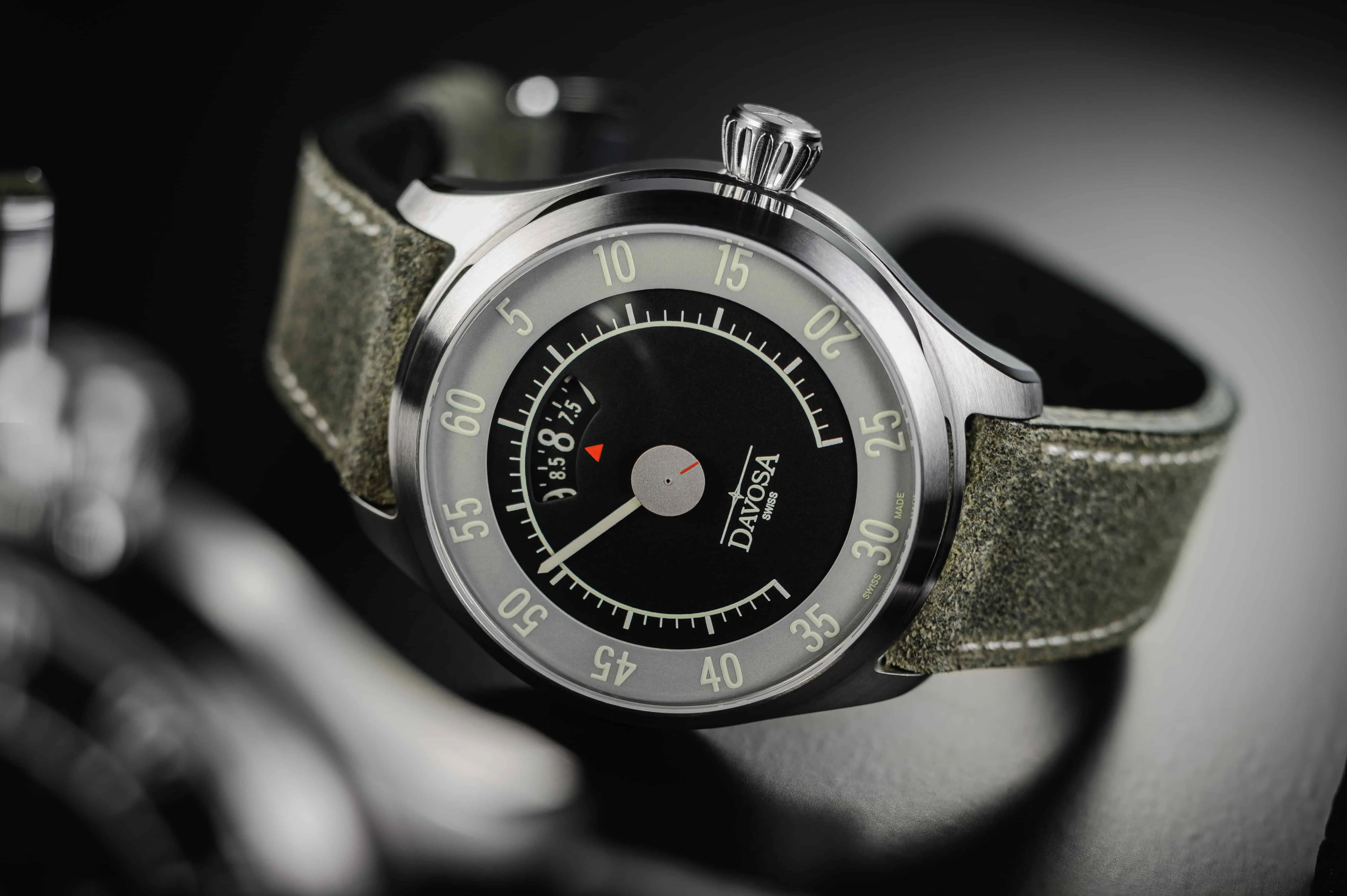 Newton Automatic Speedometer Gray Gray Pilot Racing Watch 16158725