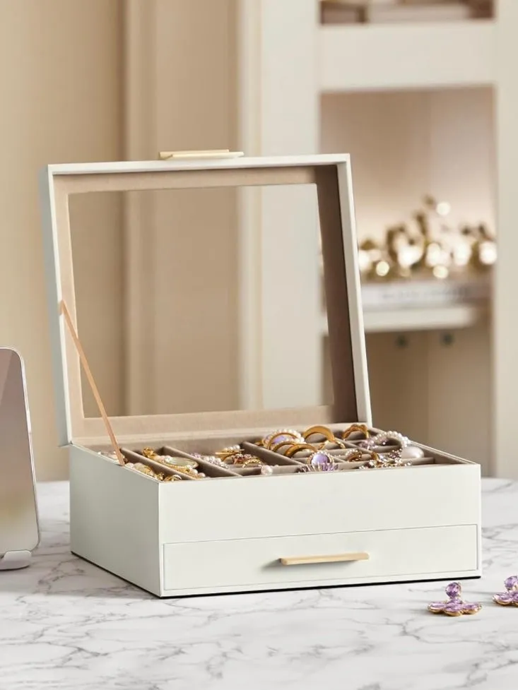 Off white jewelry box