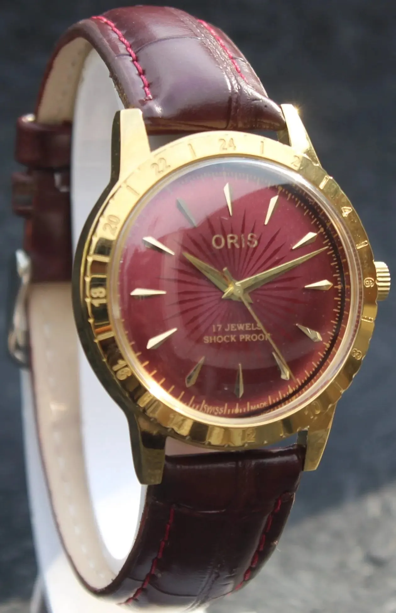 Oris Vintage 17 Jewels FHF ST96 Mechanical Hand Wind Swiss Made Wristwatch