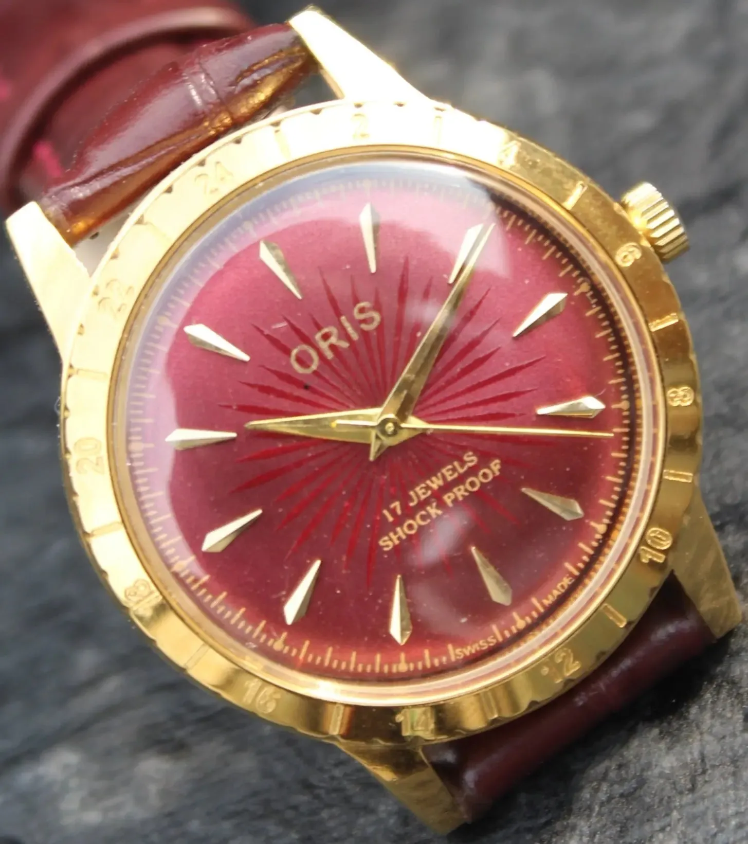 Oris Vintage 17 Jewels FHF ST96 Mechanical Hand Wind Swiss Made Wristwatch