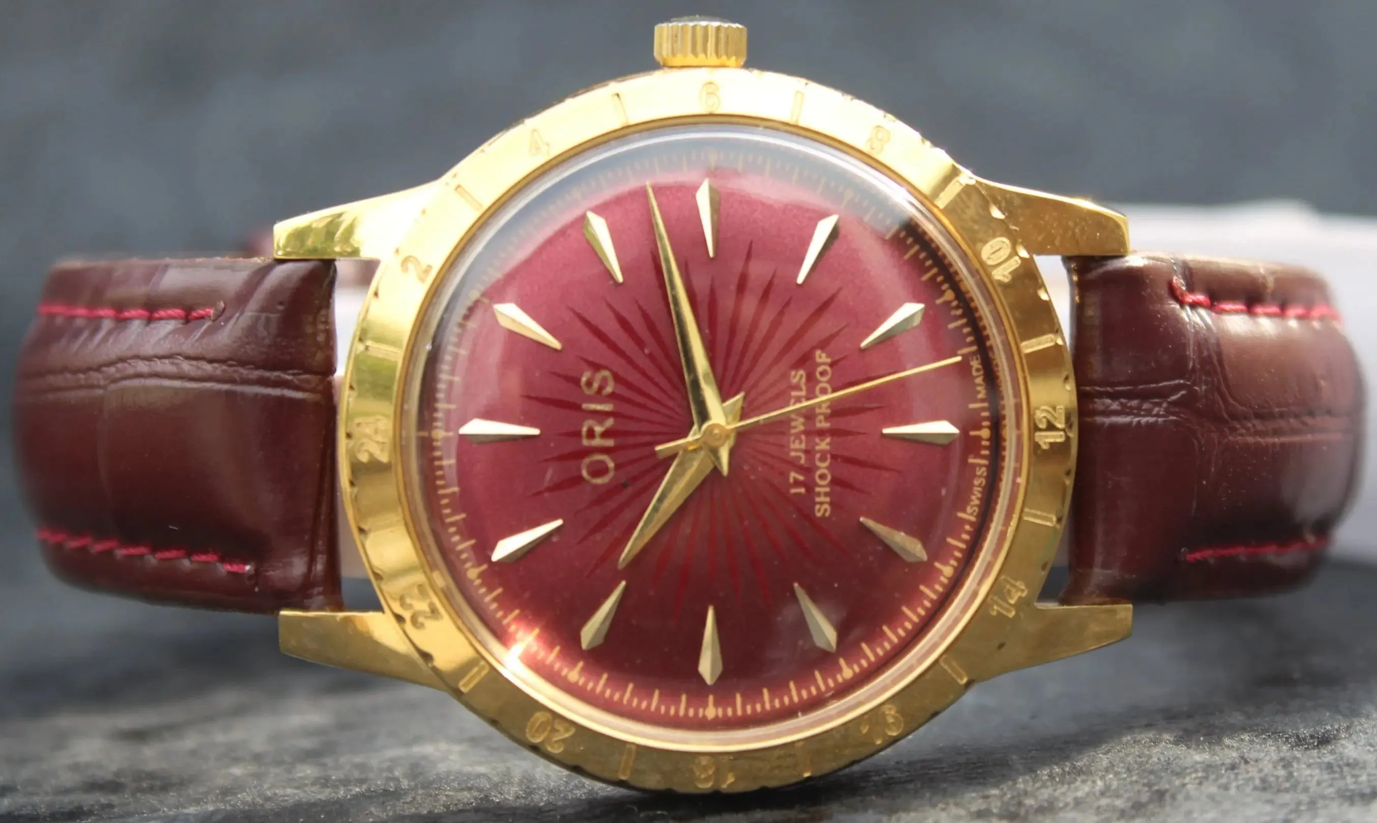 Oris Vintage 17 Jewels FHF ST96 Mechanical Hand Wind Swiss Made Wristwatch
