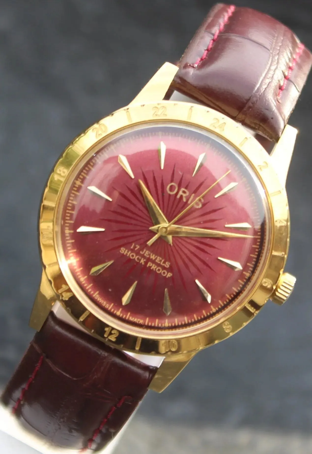Oris Vintage 17 Jewels FHF ST96 Mechanical Hand Wind Swiss Made Wristwatch