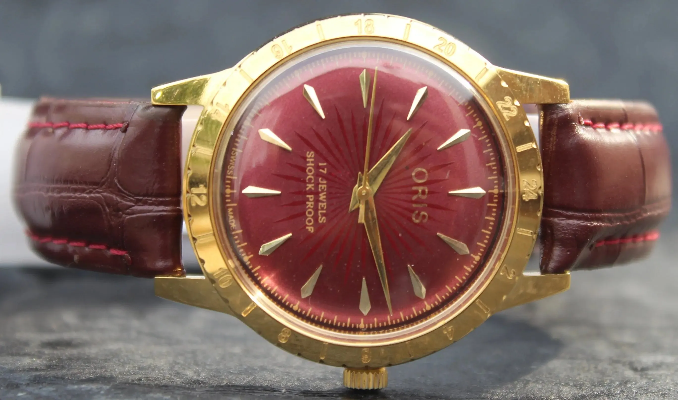 Oris Vintage 17 Jewels FHF ST96 Mechanical Hand Wind Swiss Made Wristwatch