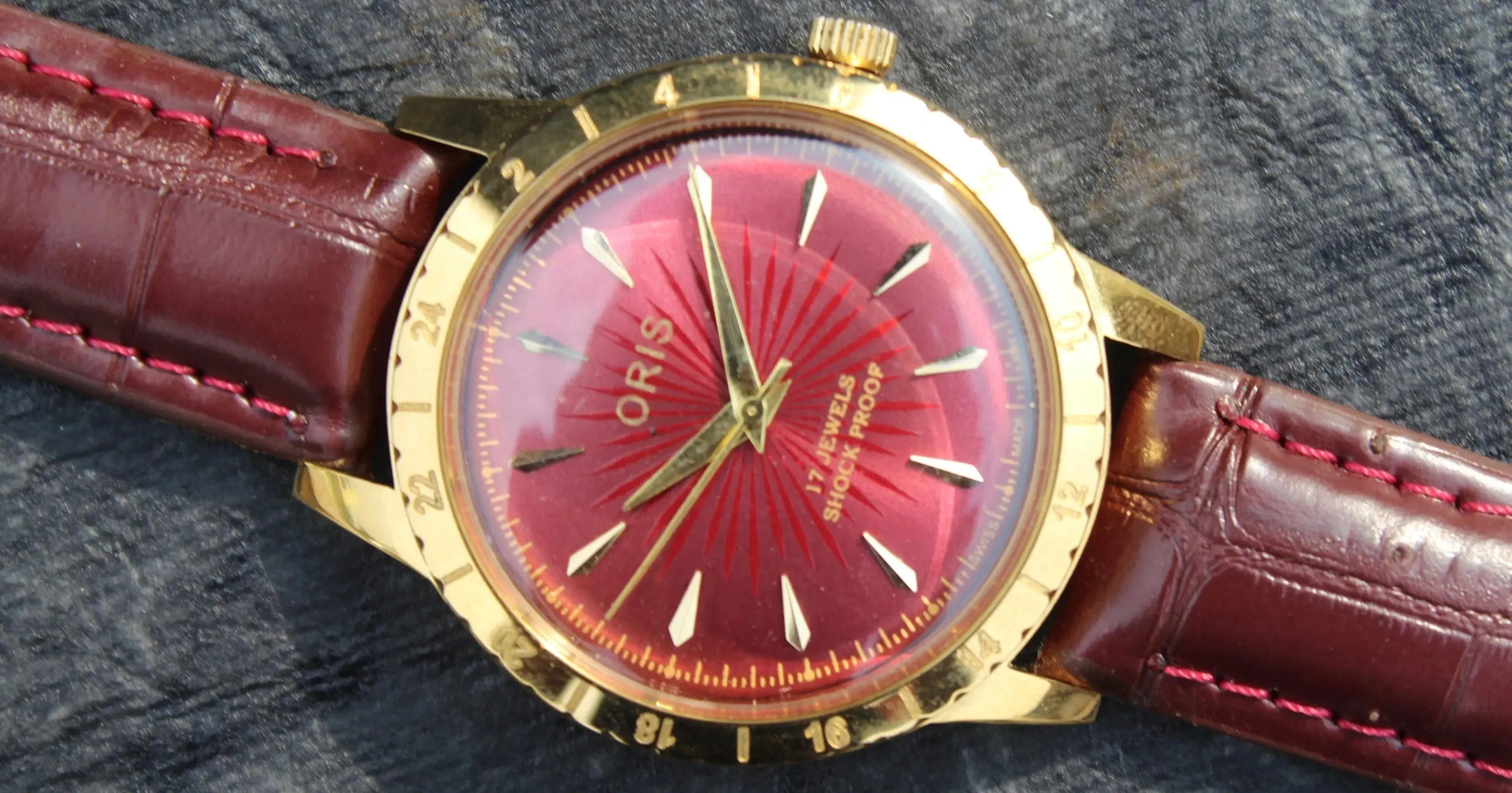 Oris Vintage 17 Jewels FHF ST96 Mechanical Hand Wind Swiss Made Wristwatch