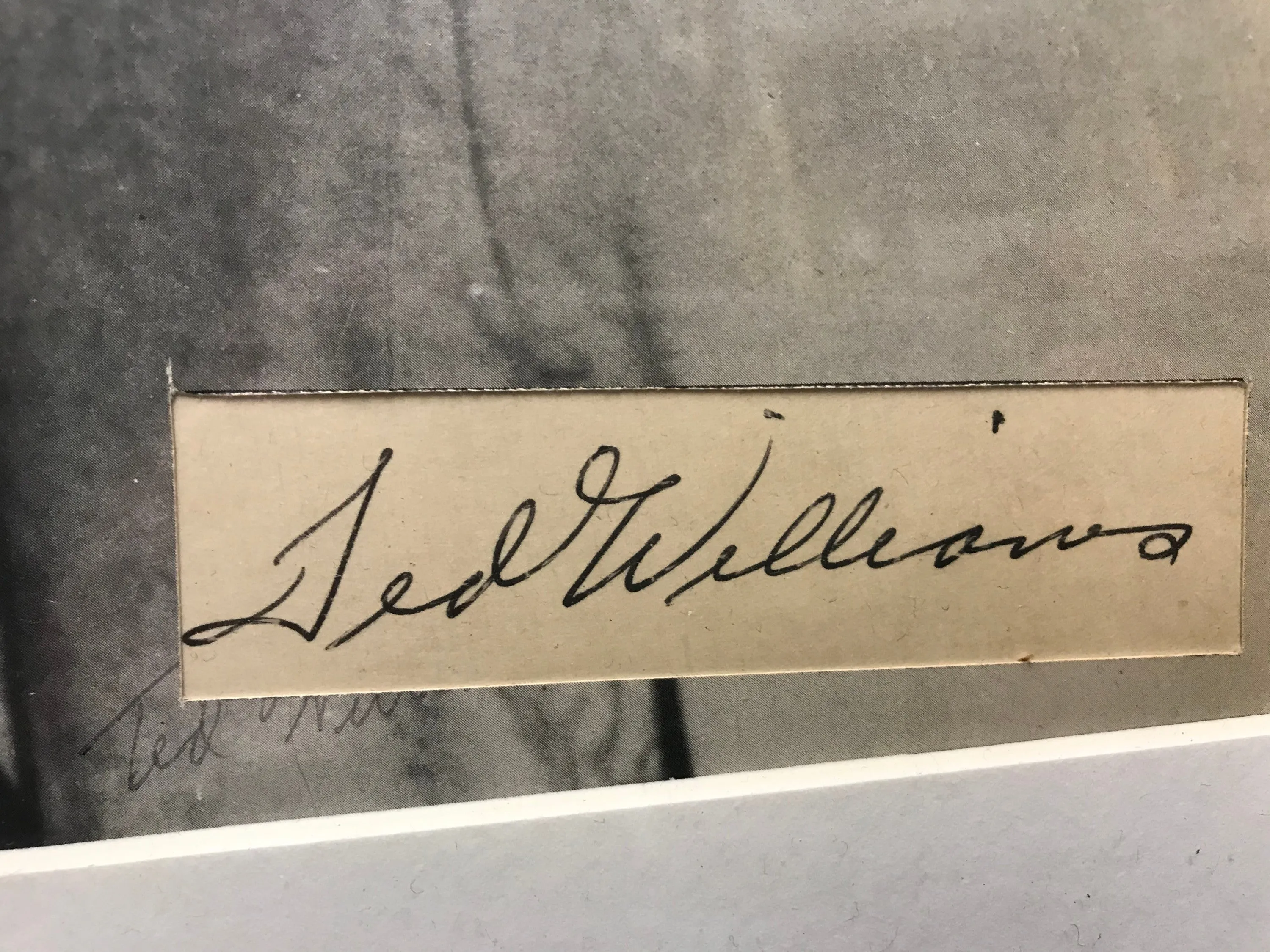 "The Big Three" Sig. Joe DiMaggio, Mickey Mantle & Ted Williams - $3K APR w/CoA!