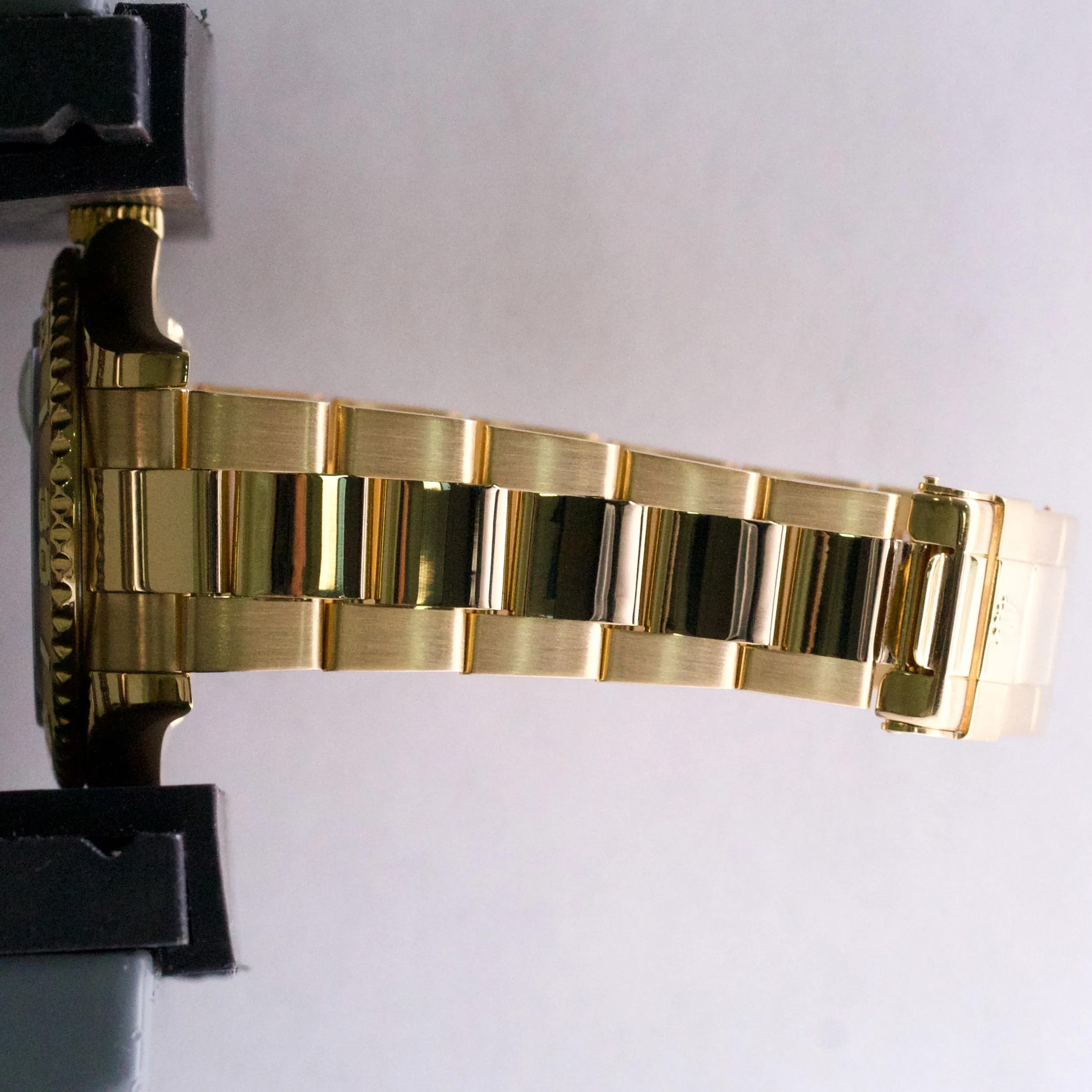 Rolex Yacht-Master 40mm WHITE 18K Yellow Gold NO-HOLES Oyster Watch 16628 BOX