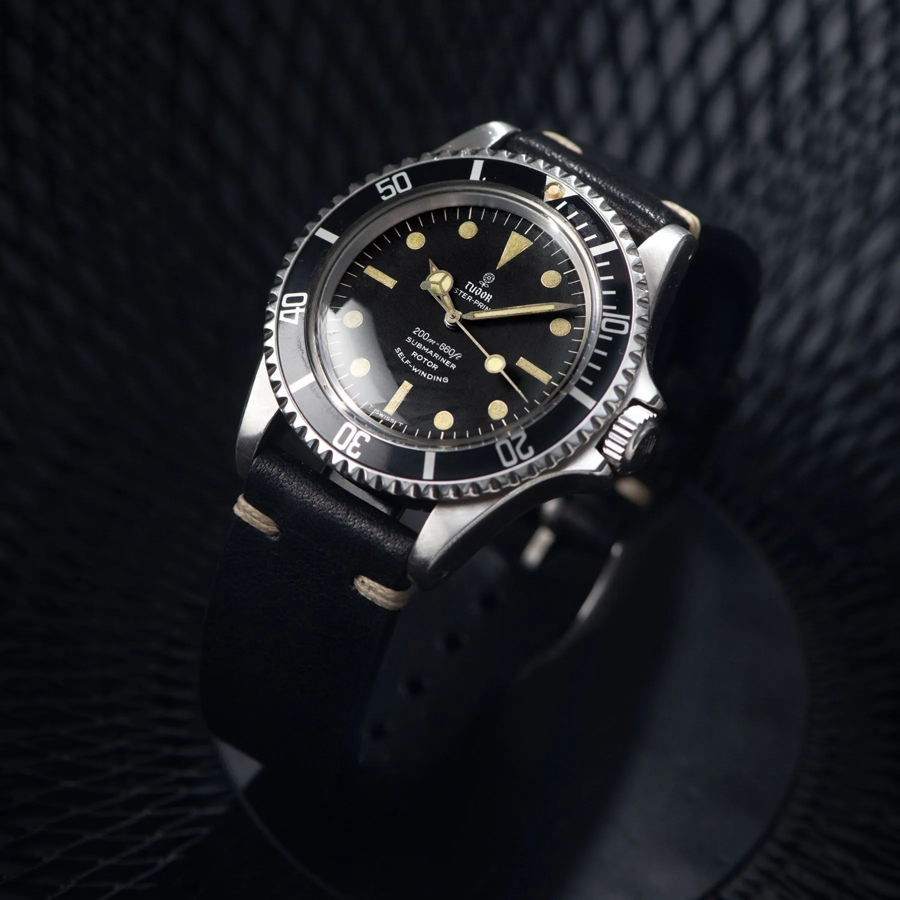Tudor Submariner 7928 Gilt Minute Track