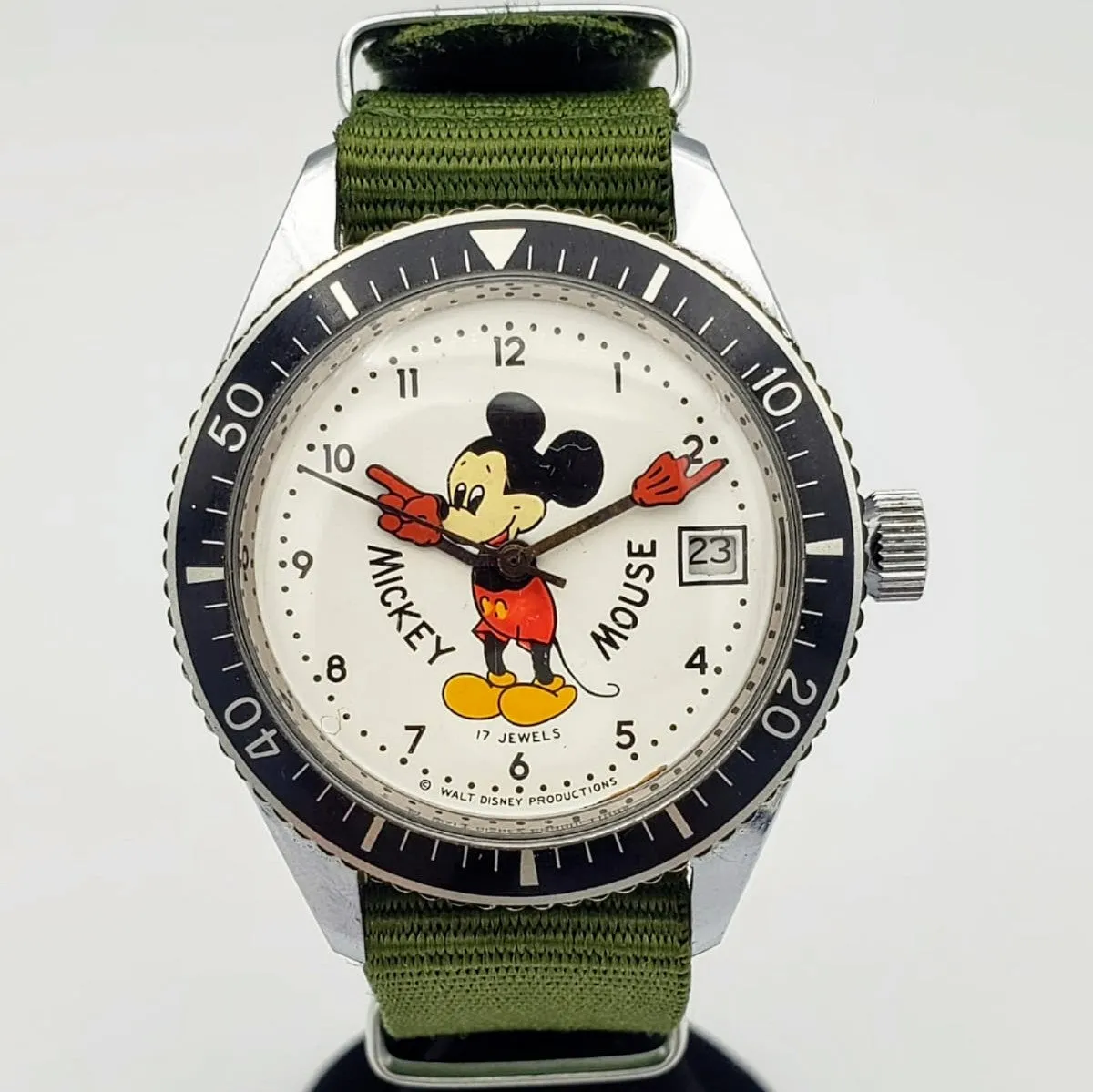 Vintage SEIKO Mickey Mouse Military Style Dive Wristwatch Swiss Cal. UTC 29 17J